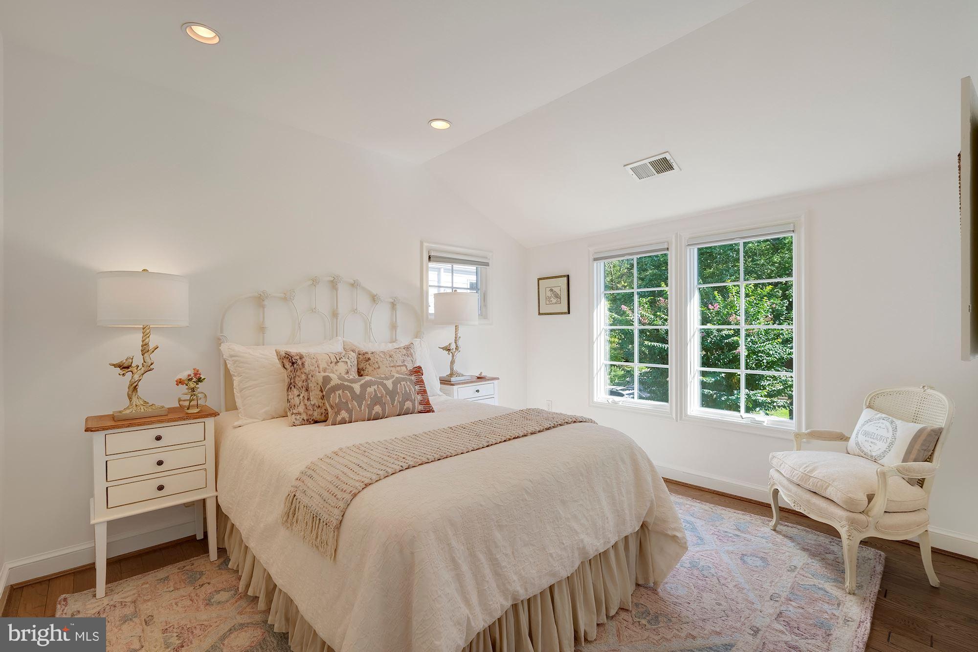 WEST CHEVY CHASE HEIGHTS - Residential