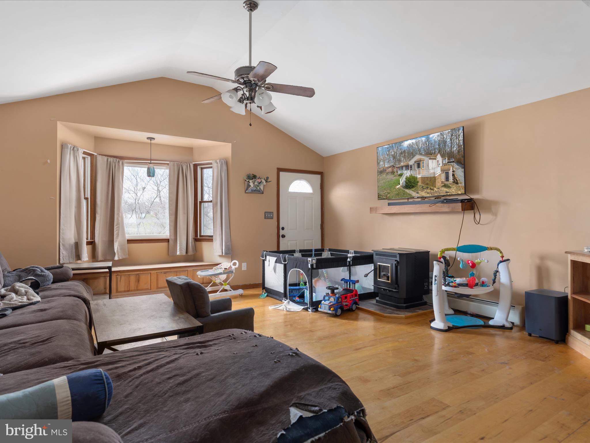 WHITE OAK ACRES - Residential