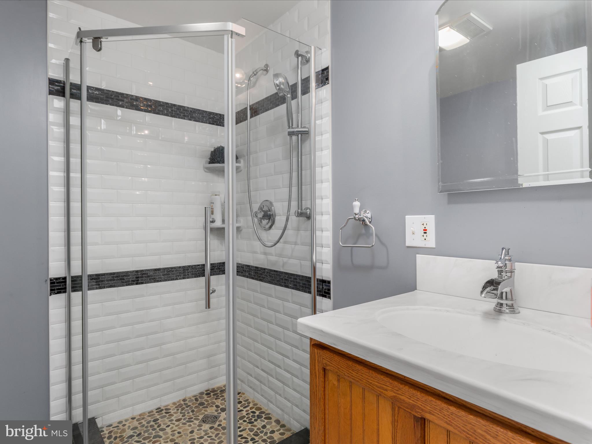 WHITE OAK ACRES - Residential