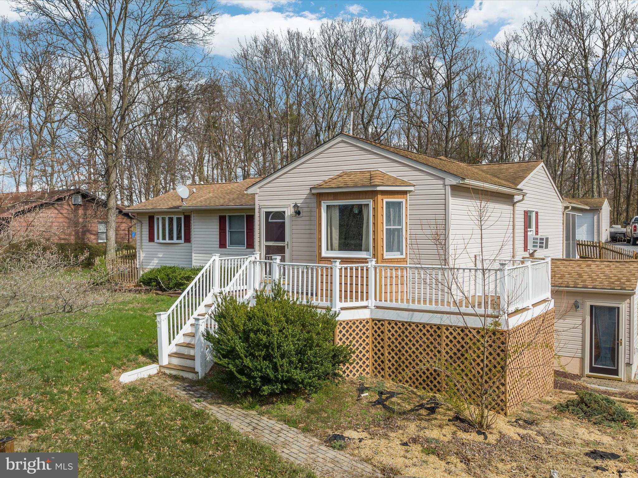 WHITE OAK ACRES - Residential