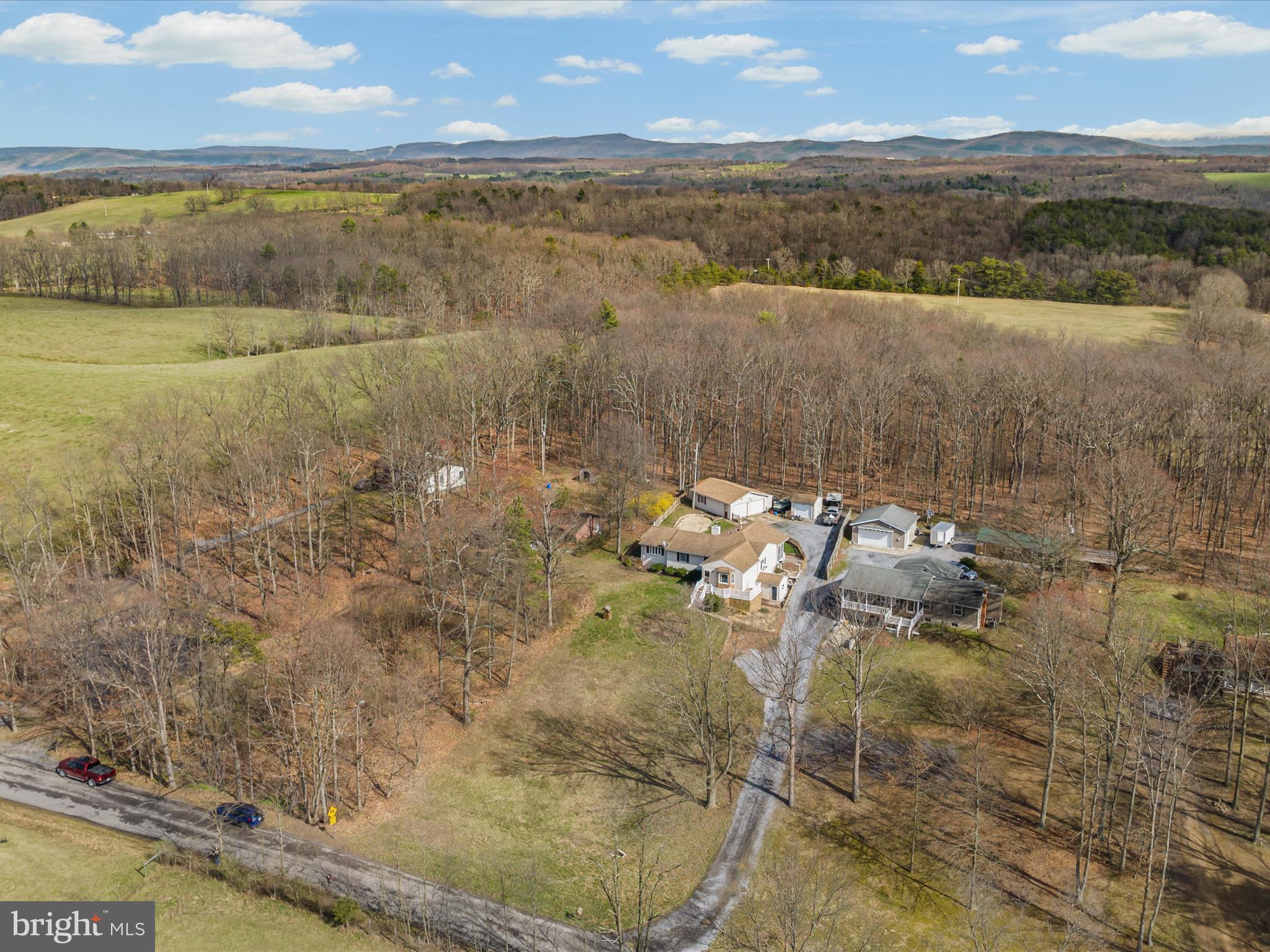 WHITE OAK ACRES - Residential