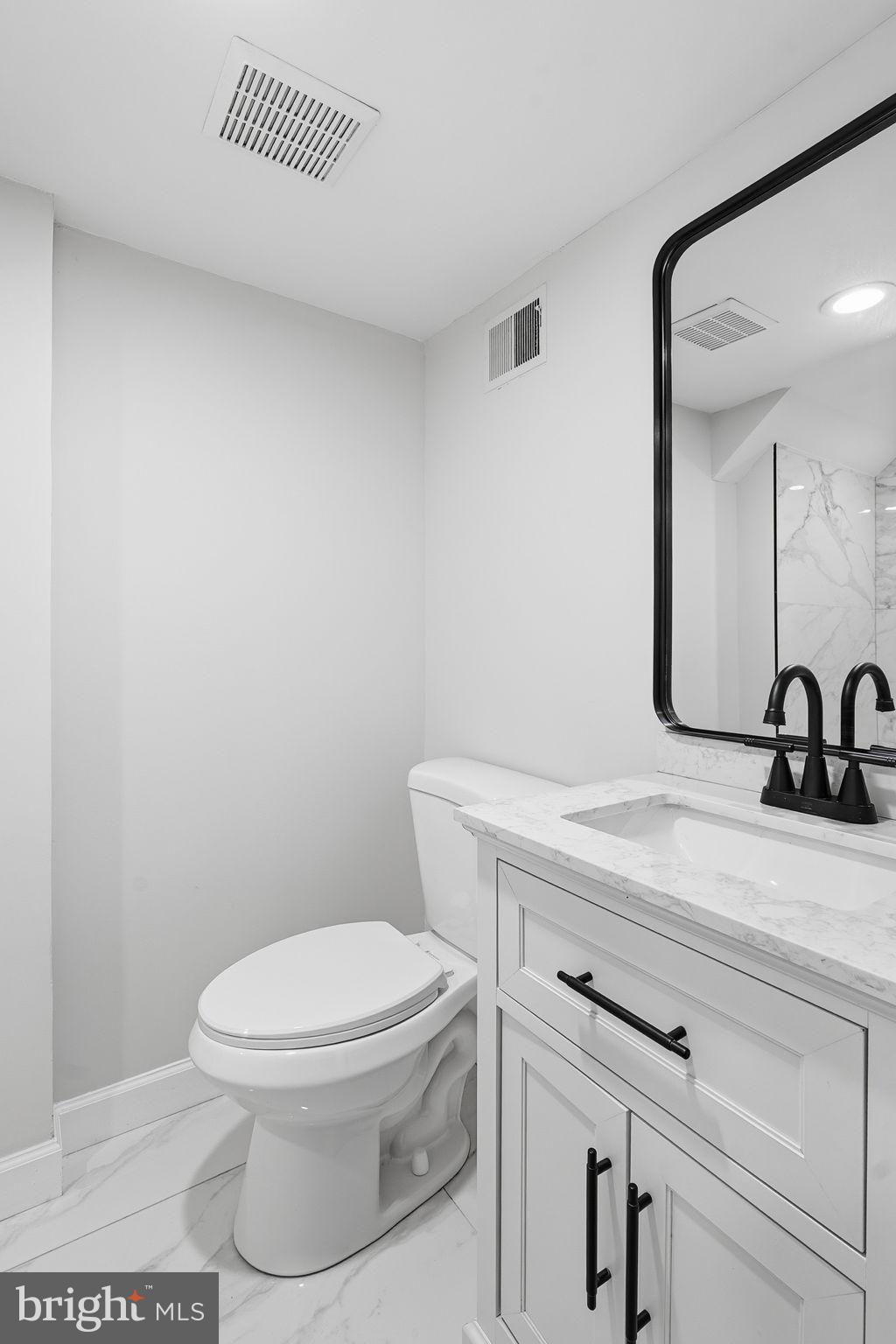 WARRENTON LAKES - Residential