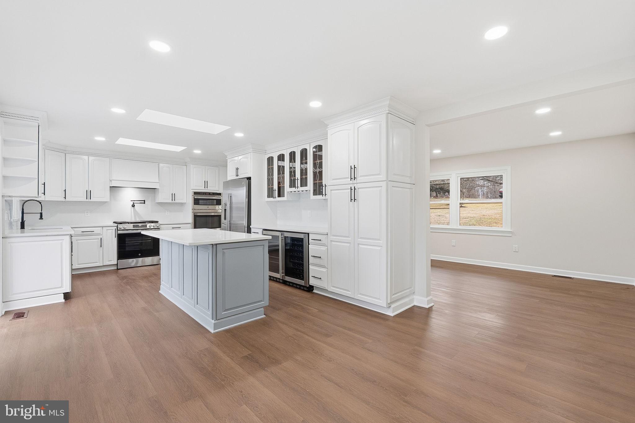 WARRENTON LAKES - Residential