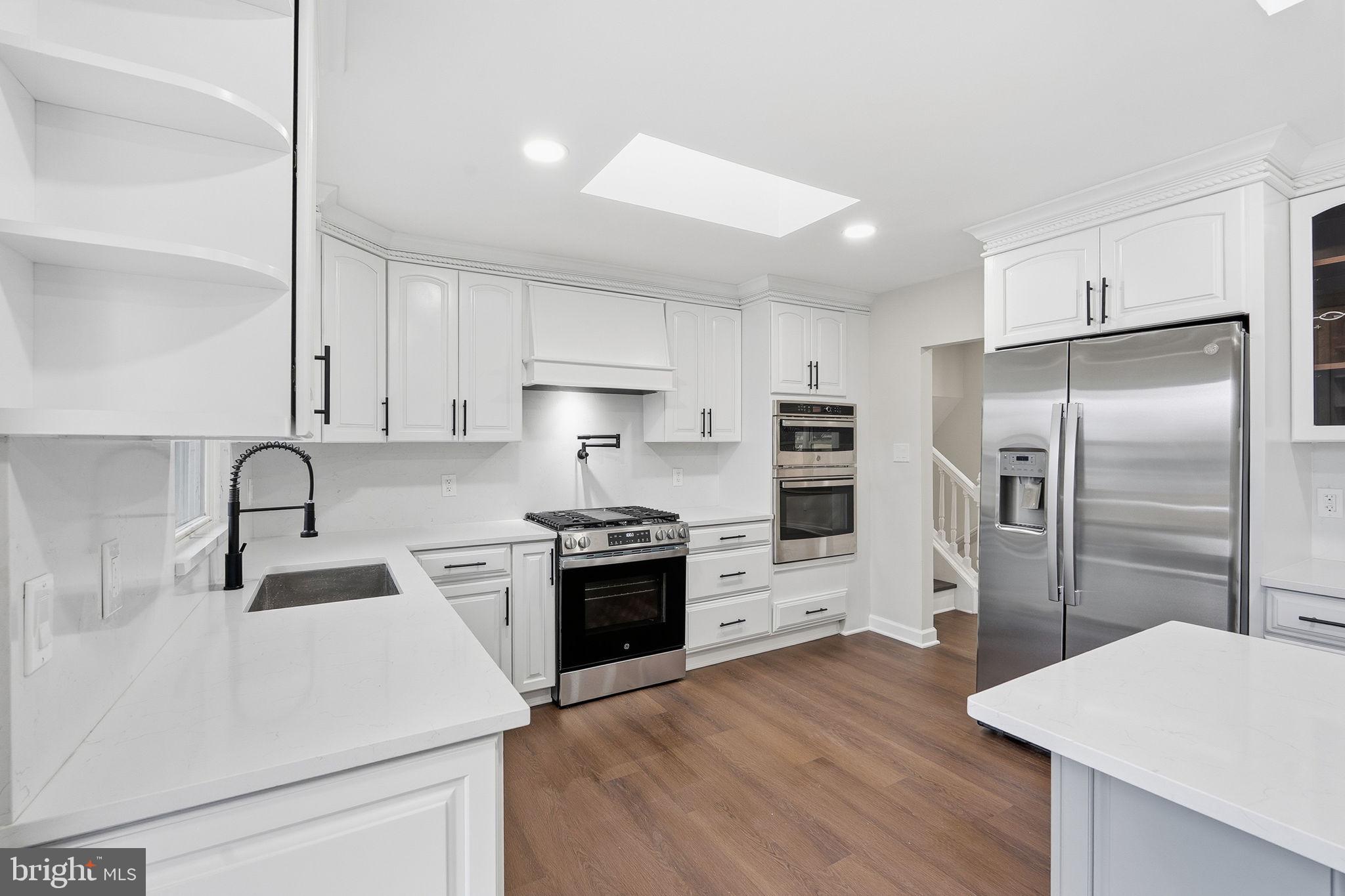 WARRENTON LAKES - Residential