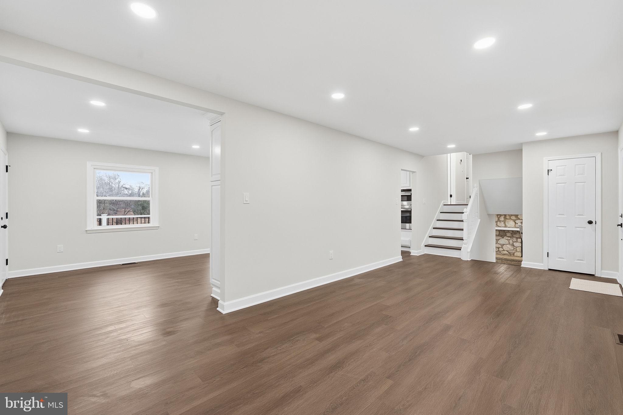 WARRENTON LAKES - Residential