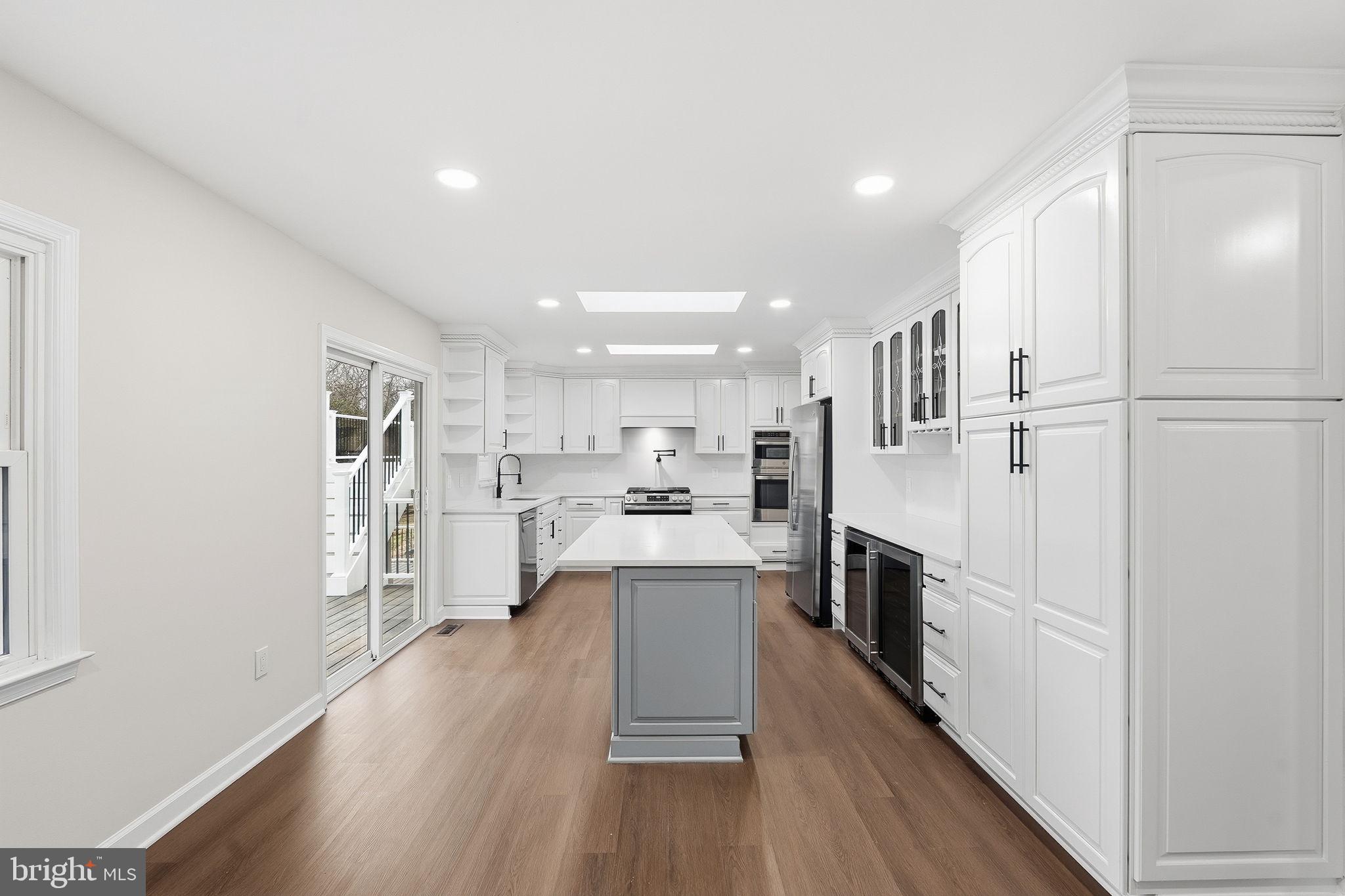 WARRENTON LAKES - Residential