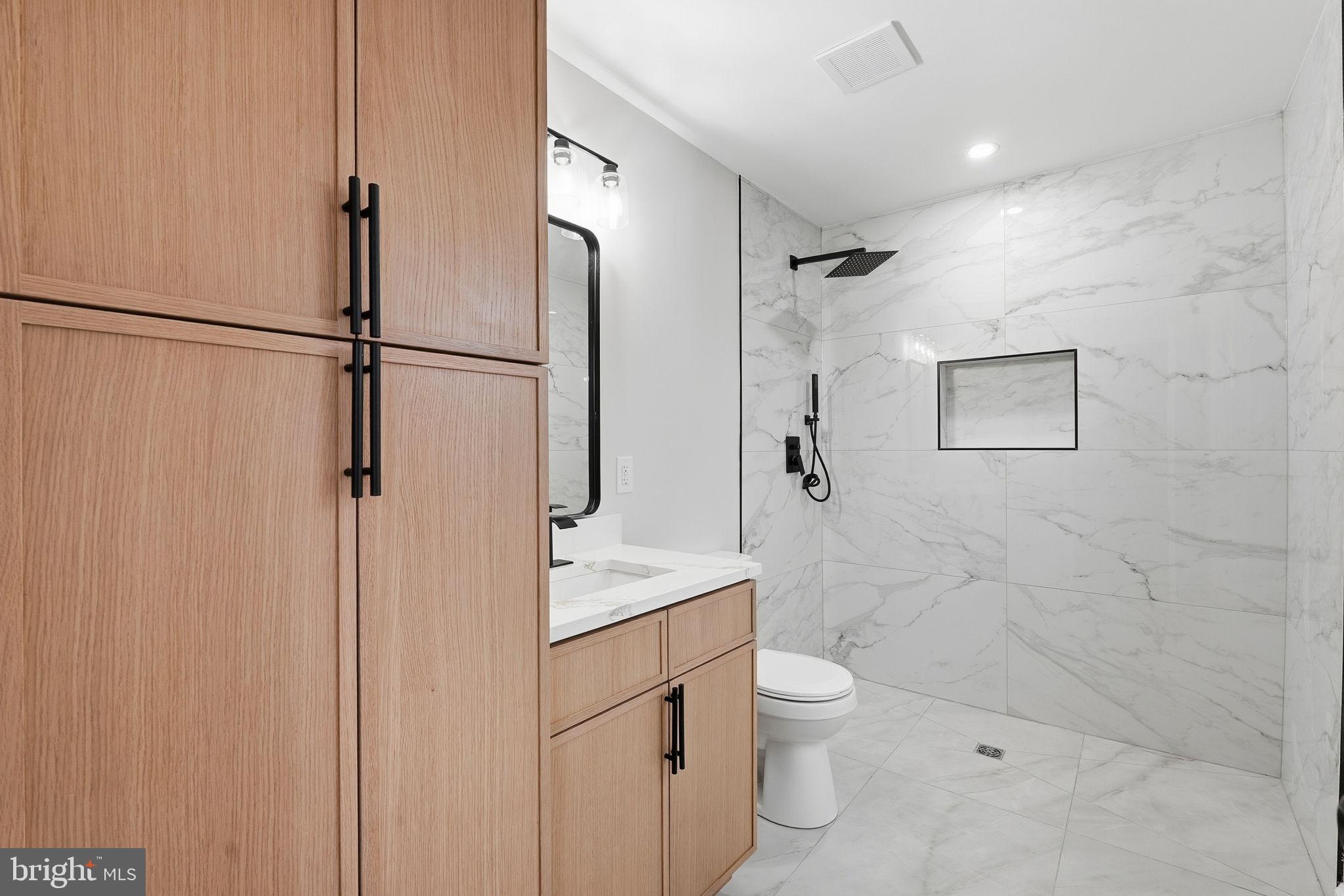 WARRENTON LAKES - Residential