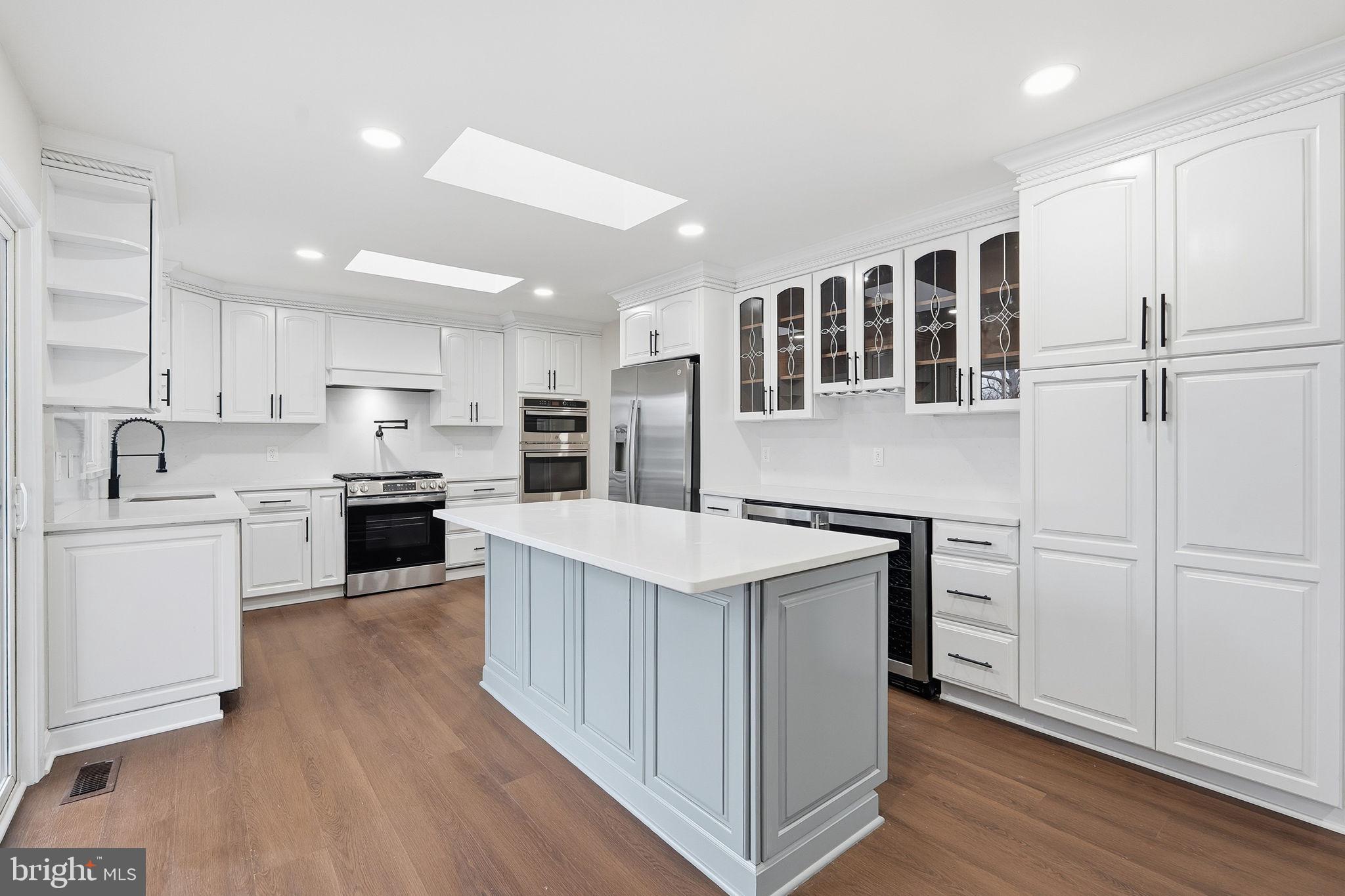 WARRENTON LAKES - Residential