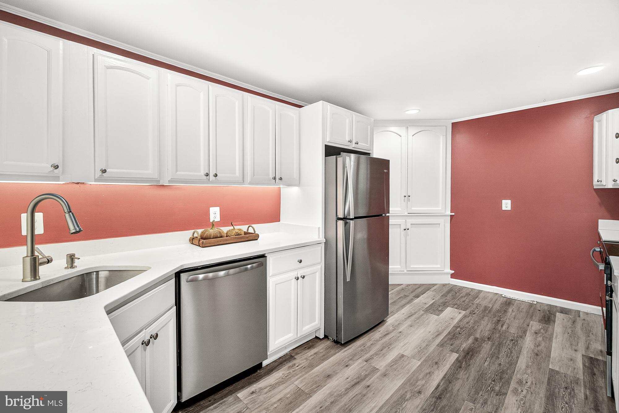 BRUNSWICK - Residential