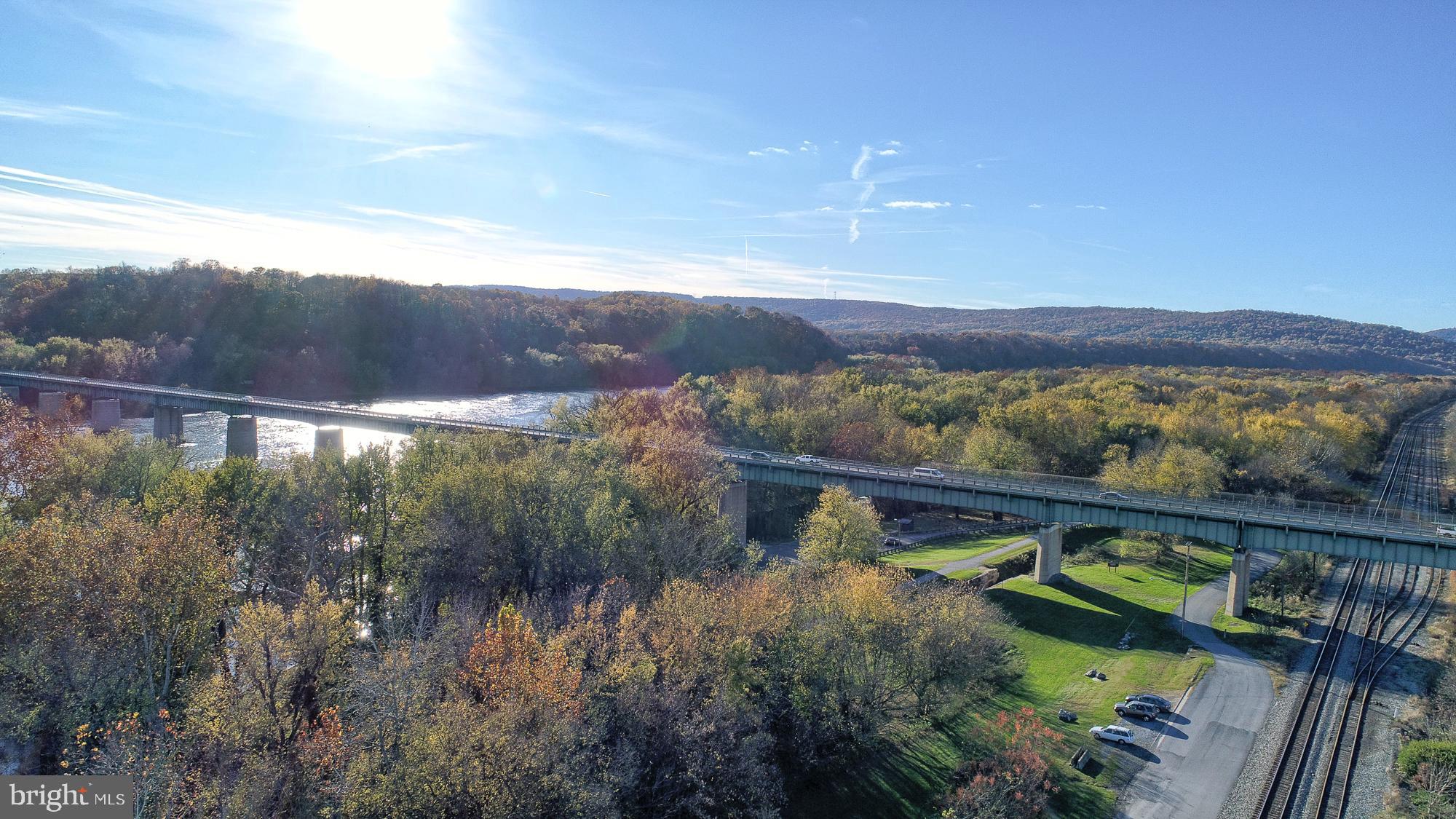 BRUNSWICK - Residential