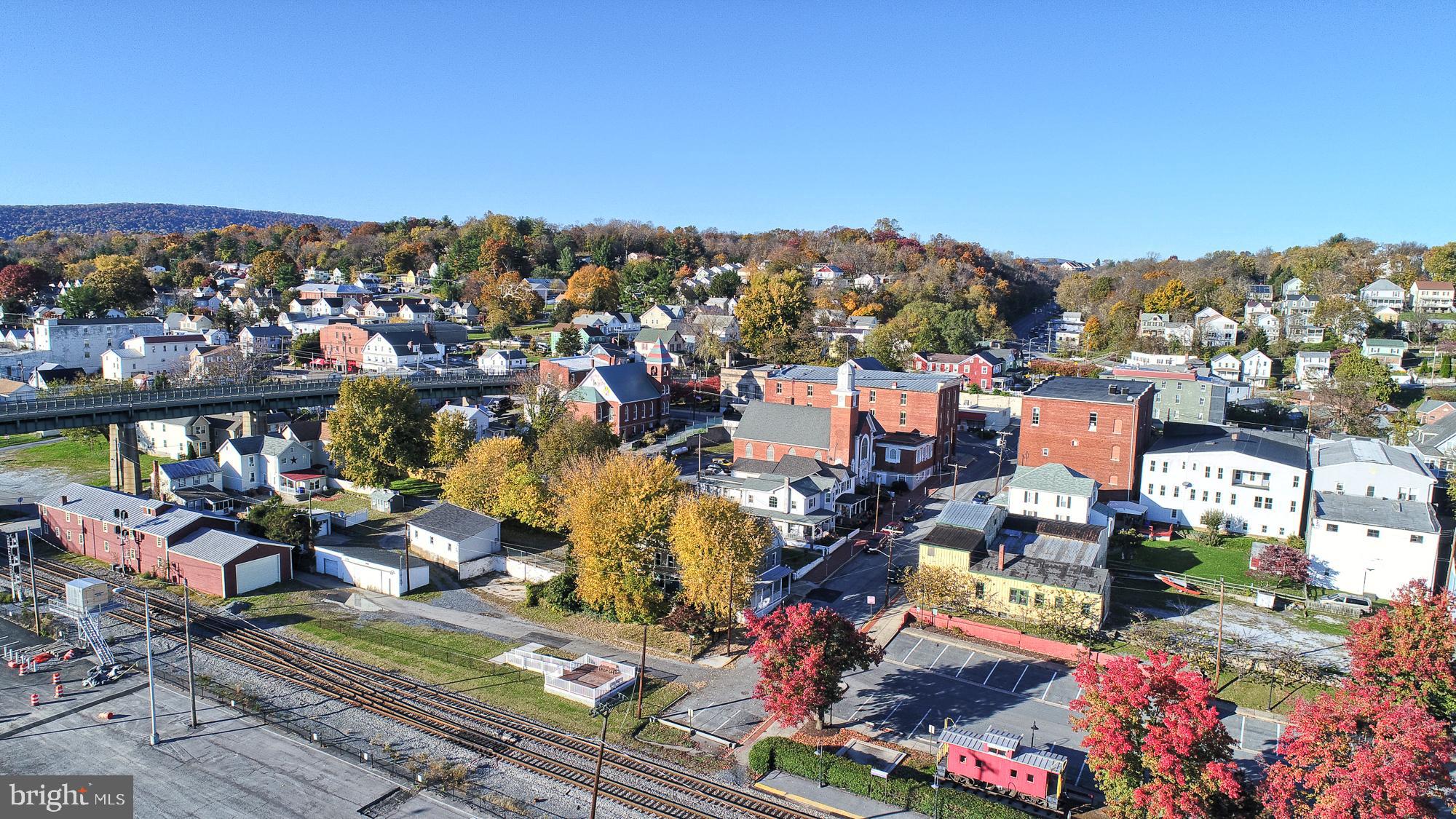 BRUNSWICK - Residential