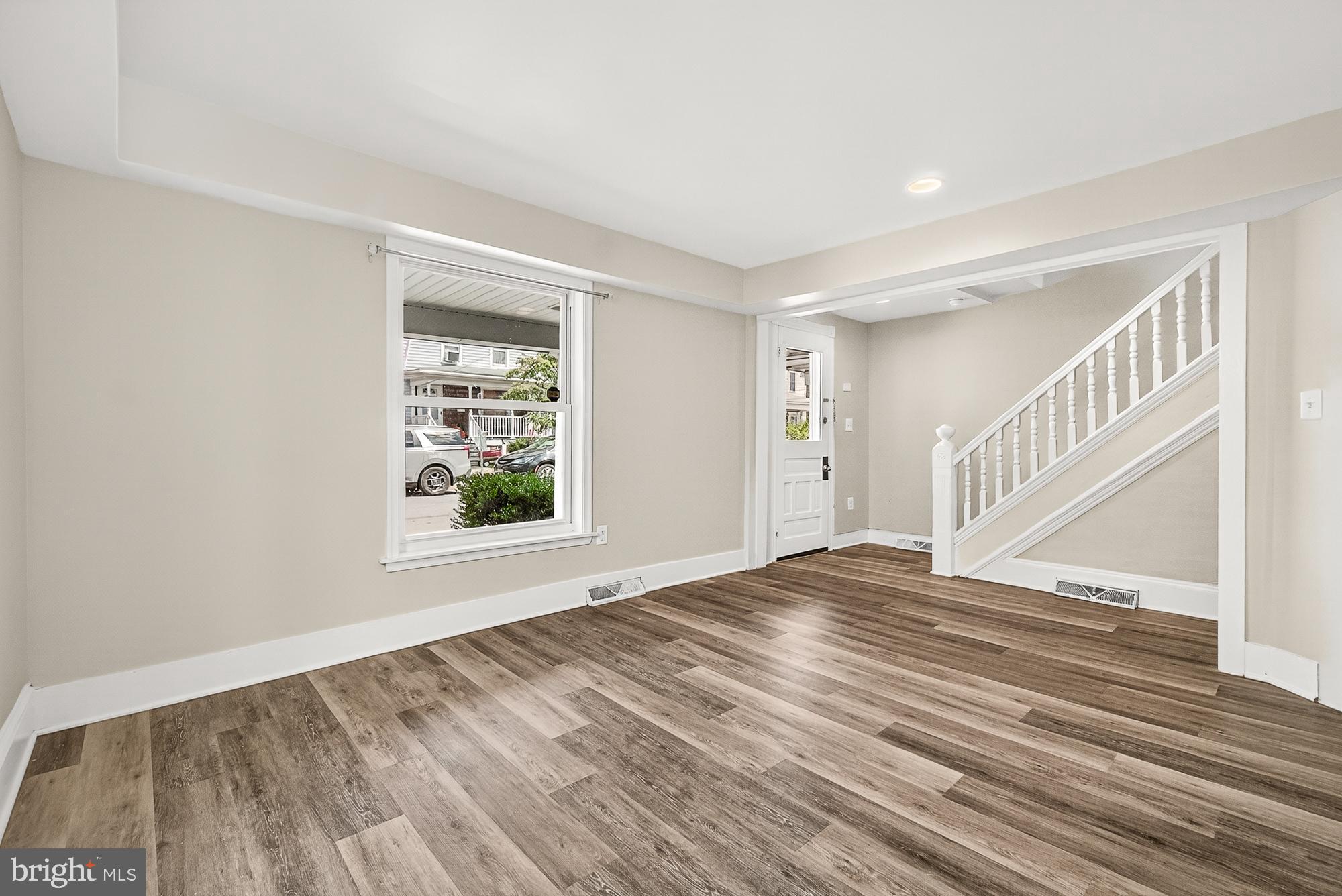 BRUNSWICK - Residential