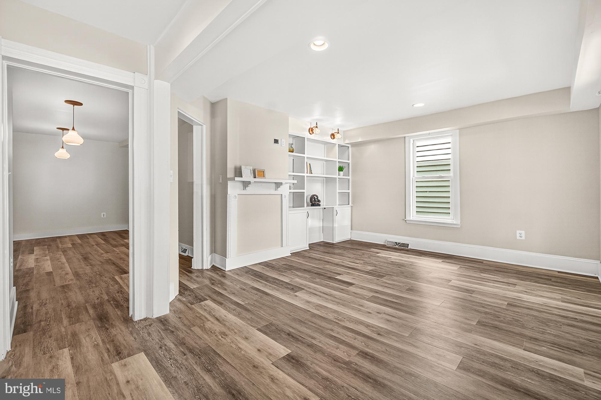 BRUNSWICK - Residential