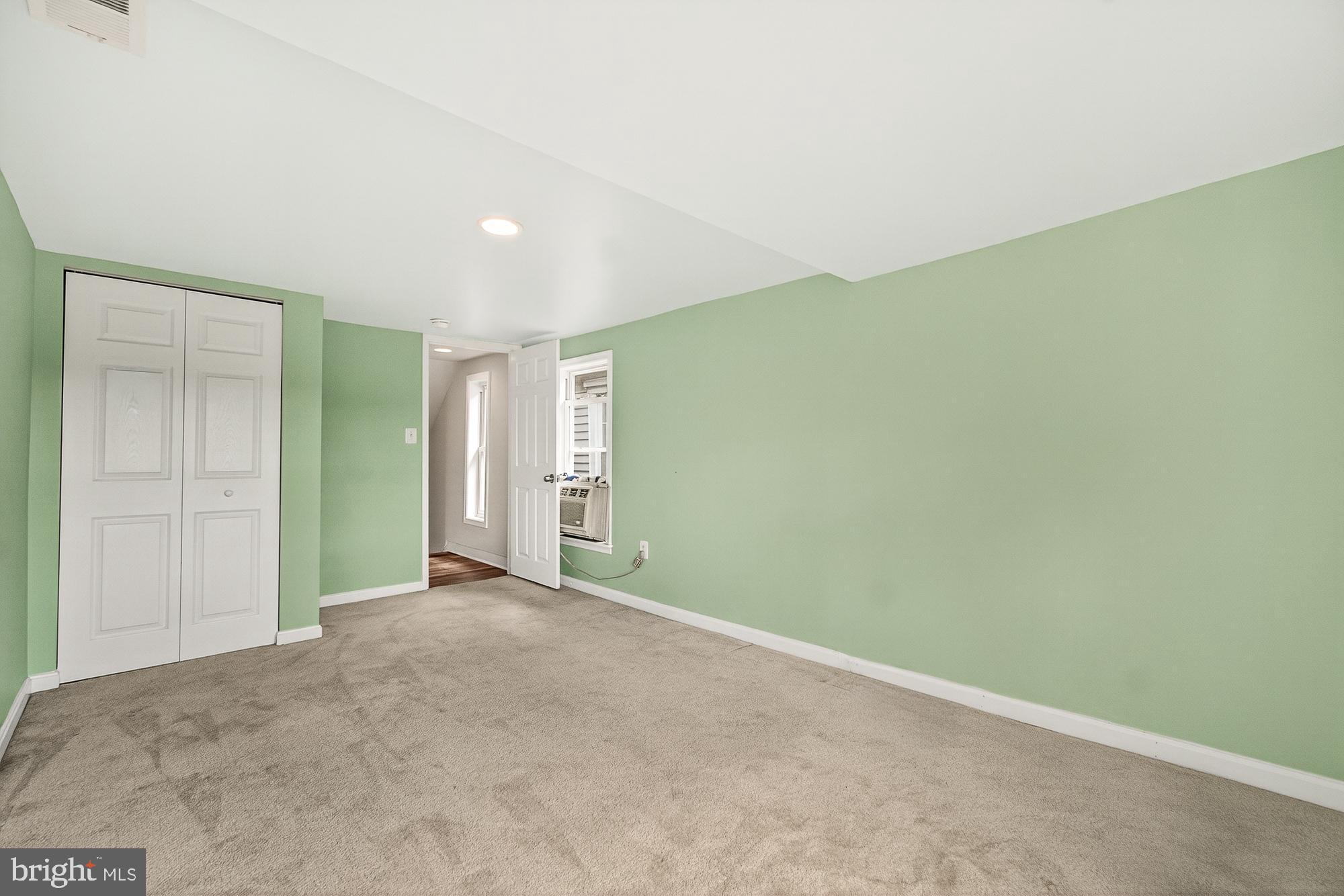 BRUNSWICK - Residential