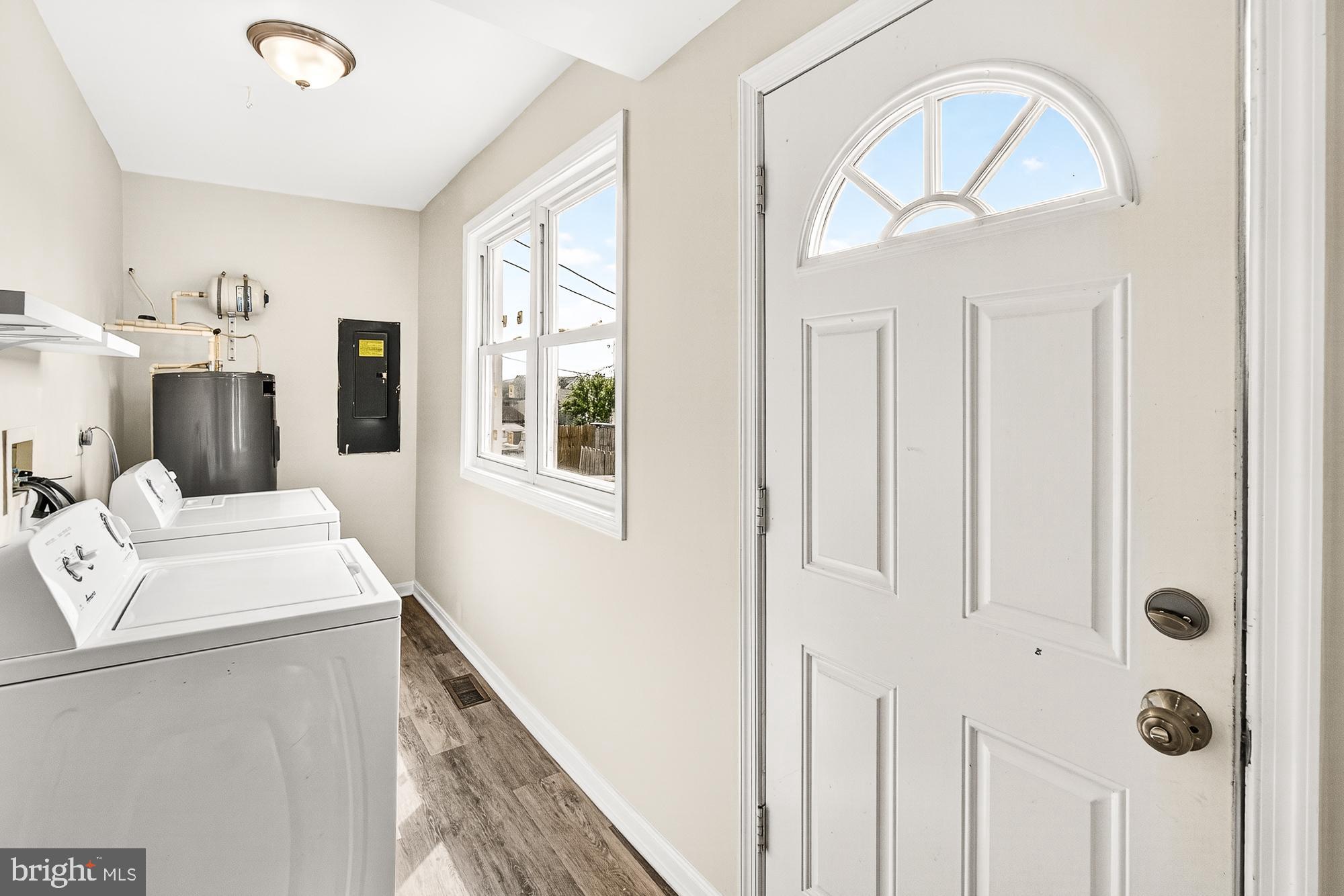 BRUNSWICK - Residential