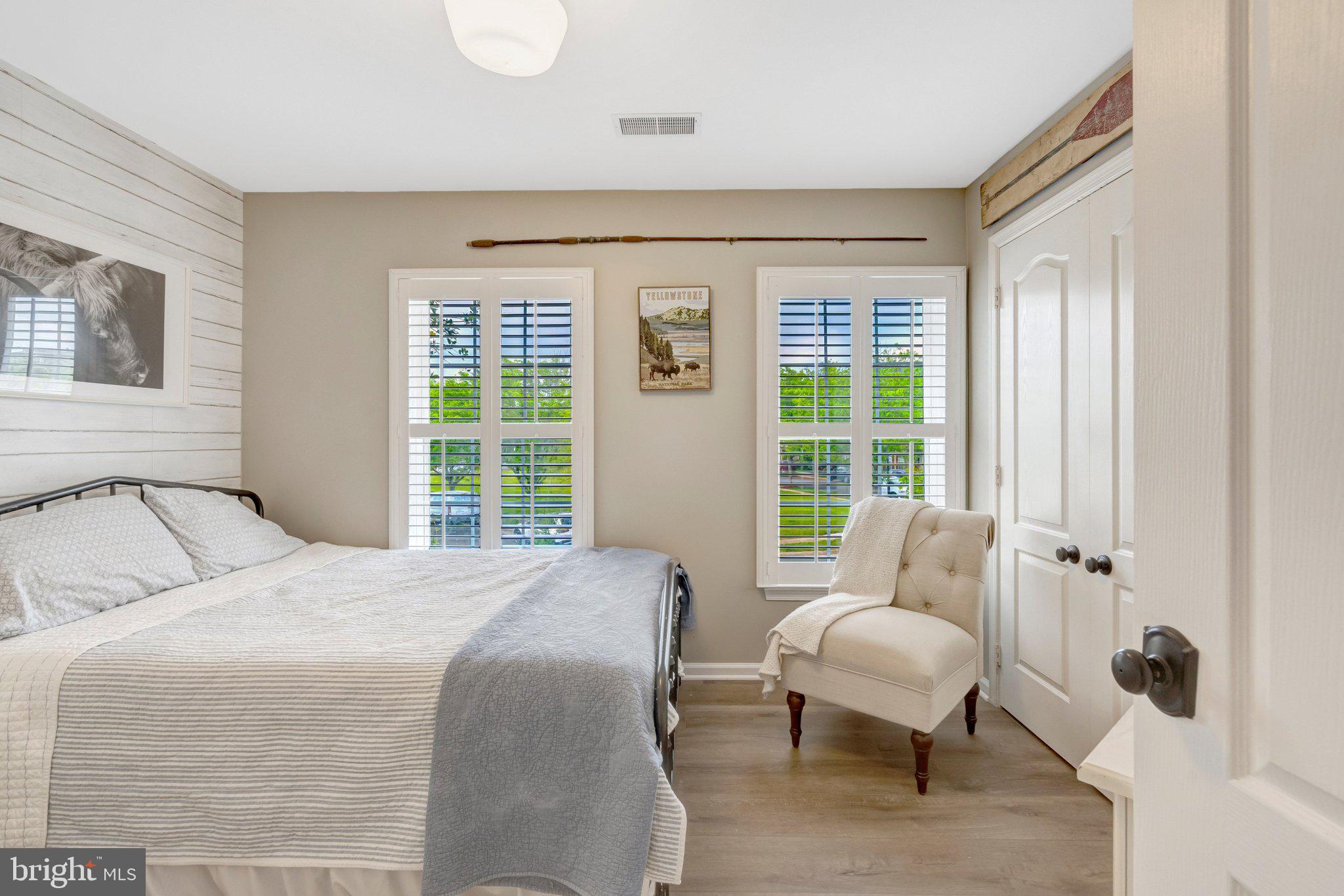 SOUTH RIDING - Residential
