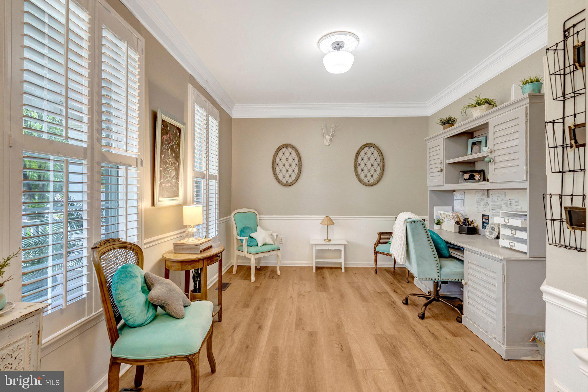 SOUTH RIDING - Residential