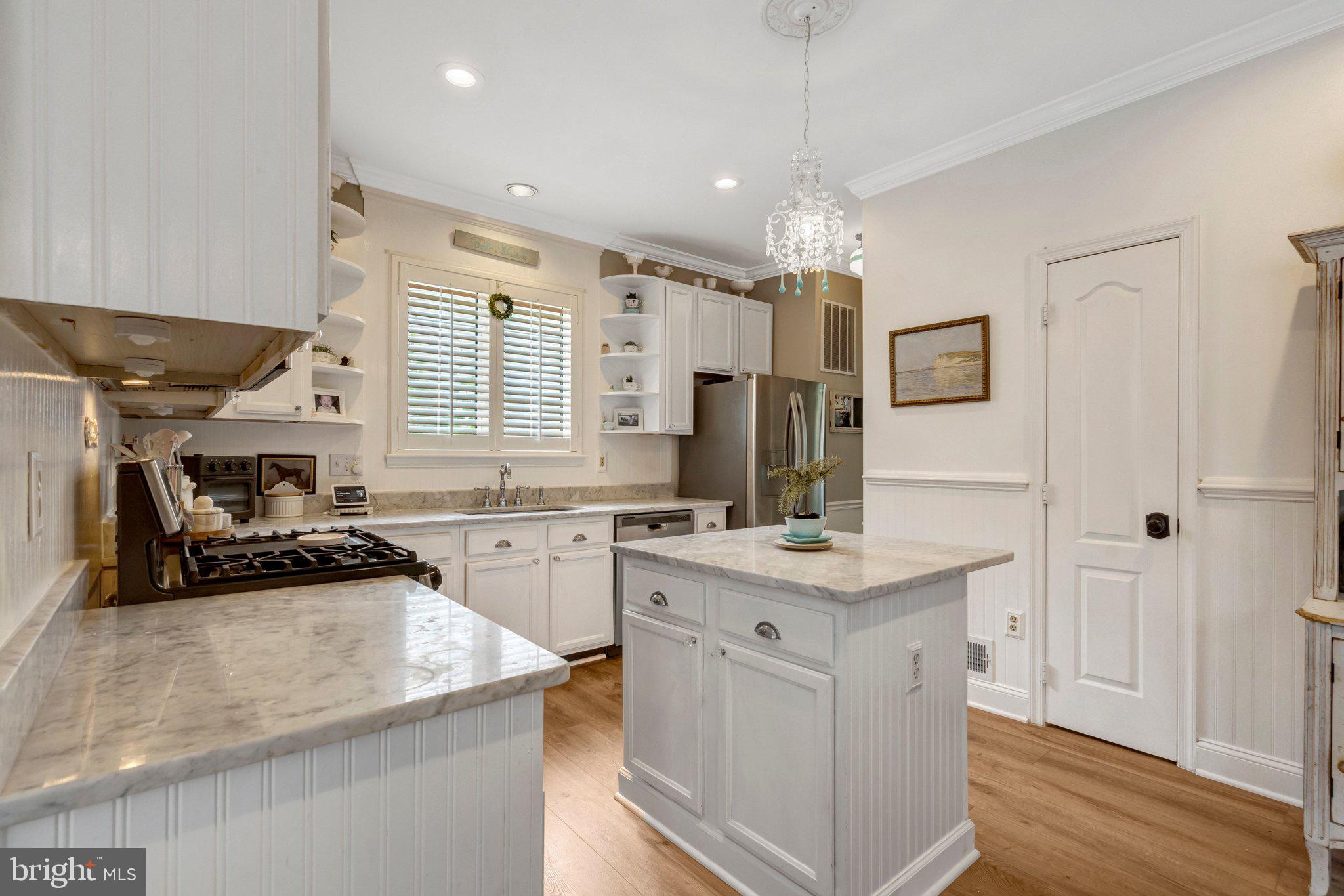 SOUTH RIDING - Residential