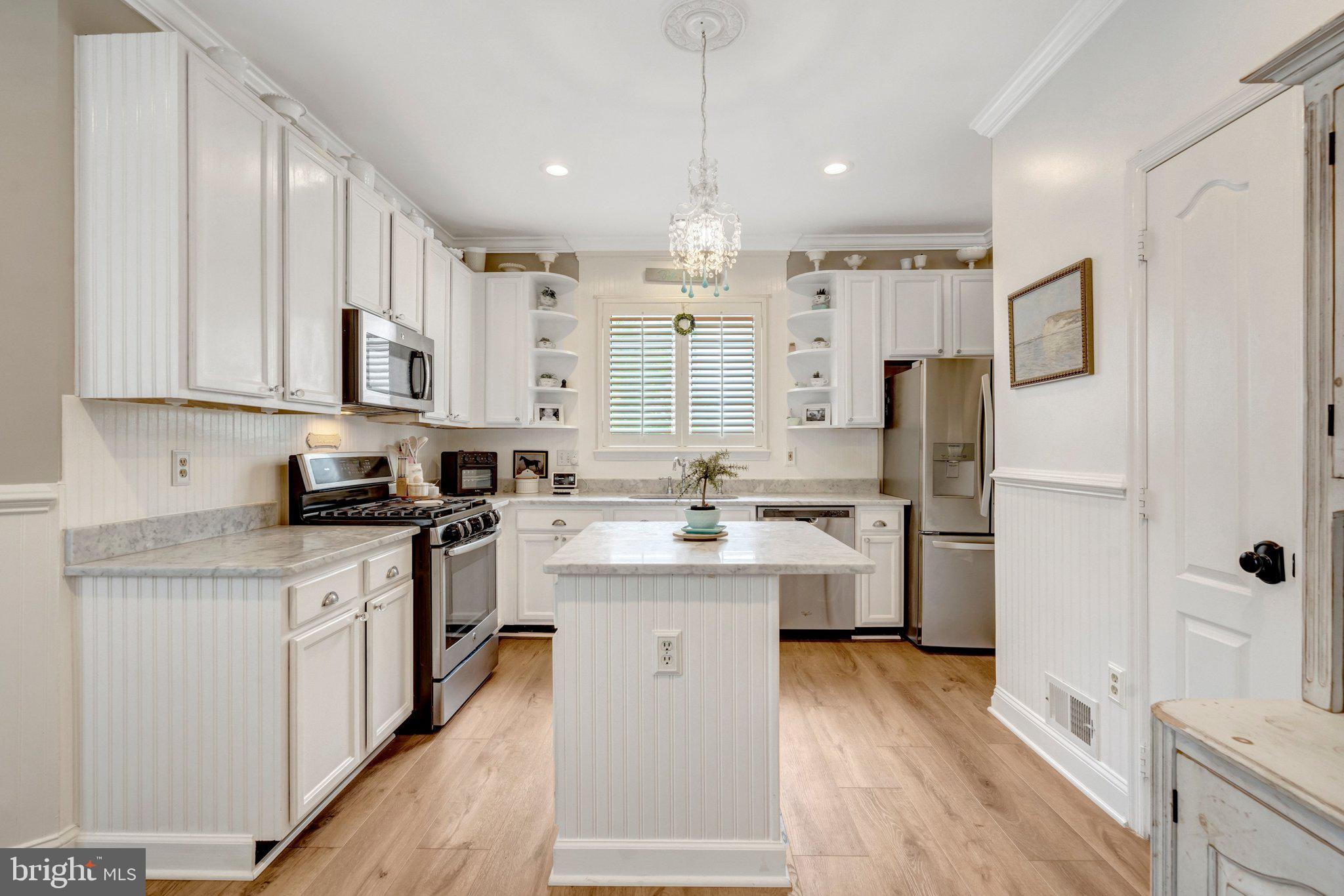 SOUTH RIDING - Residential