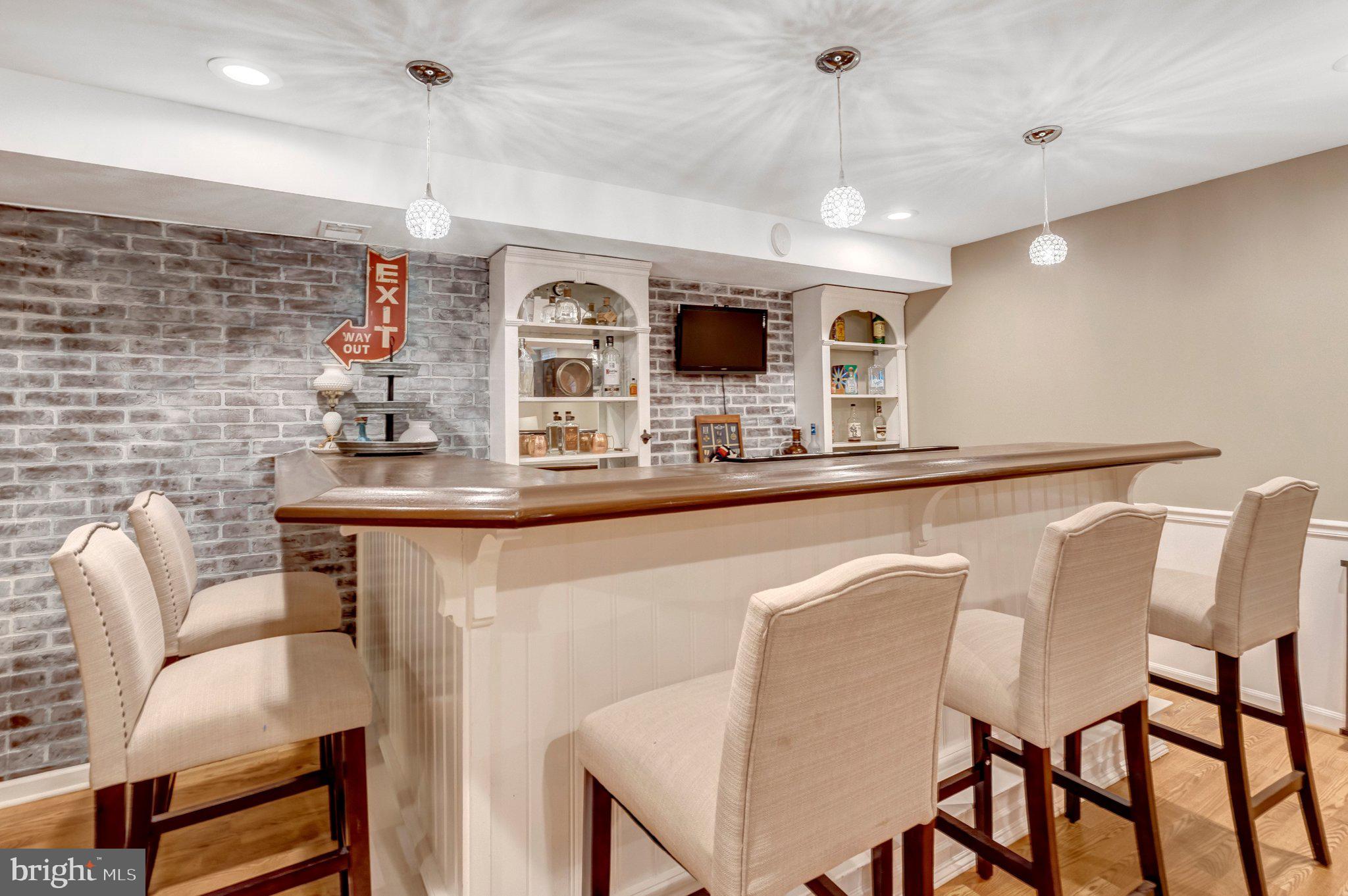 SOUTH RIDING - Residential