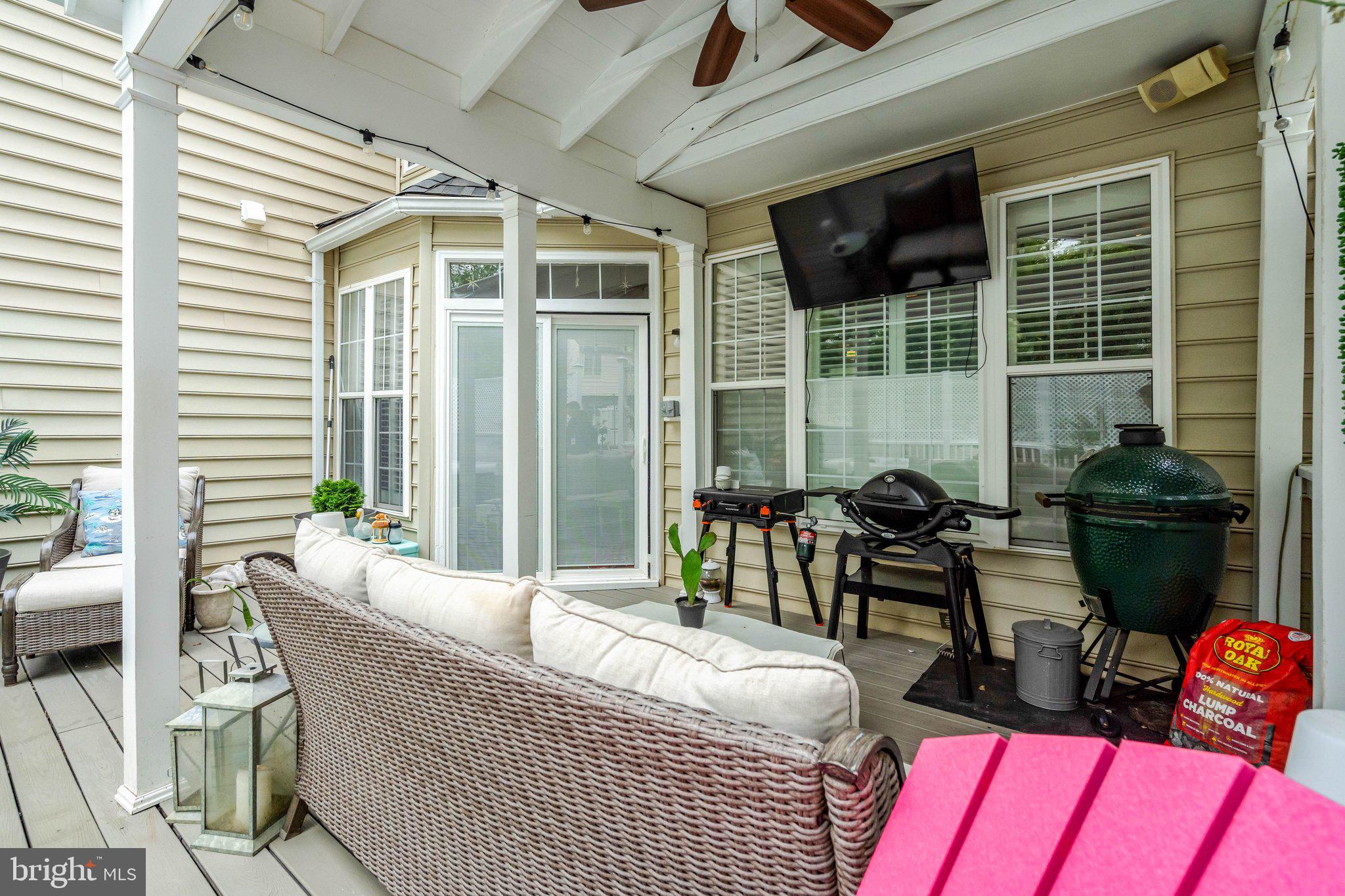 SOUTH RIDING - Residential