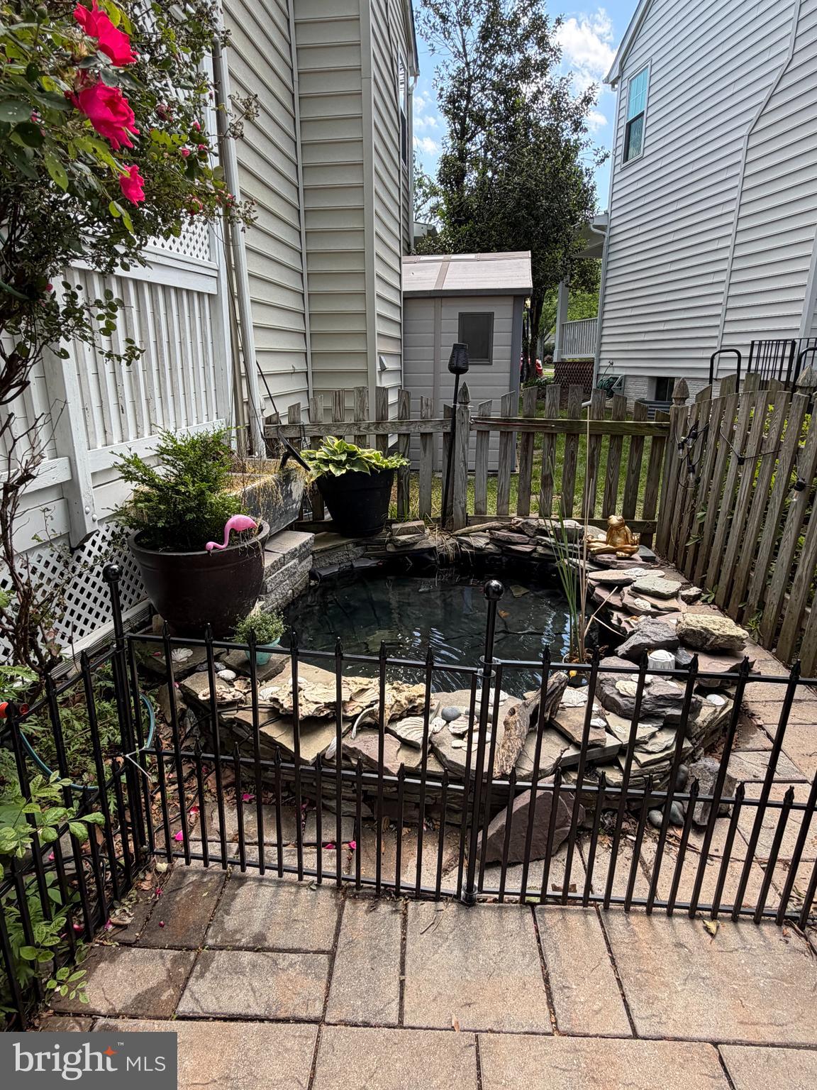 SOUTH RIDING - Residential