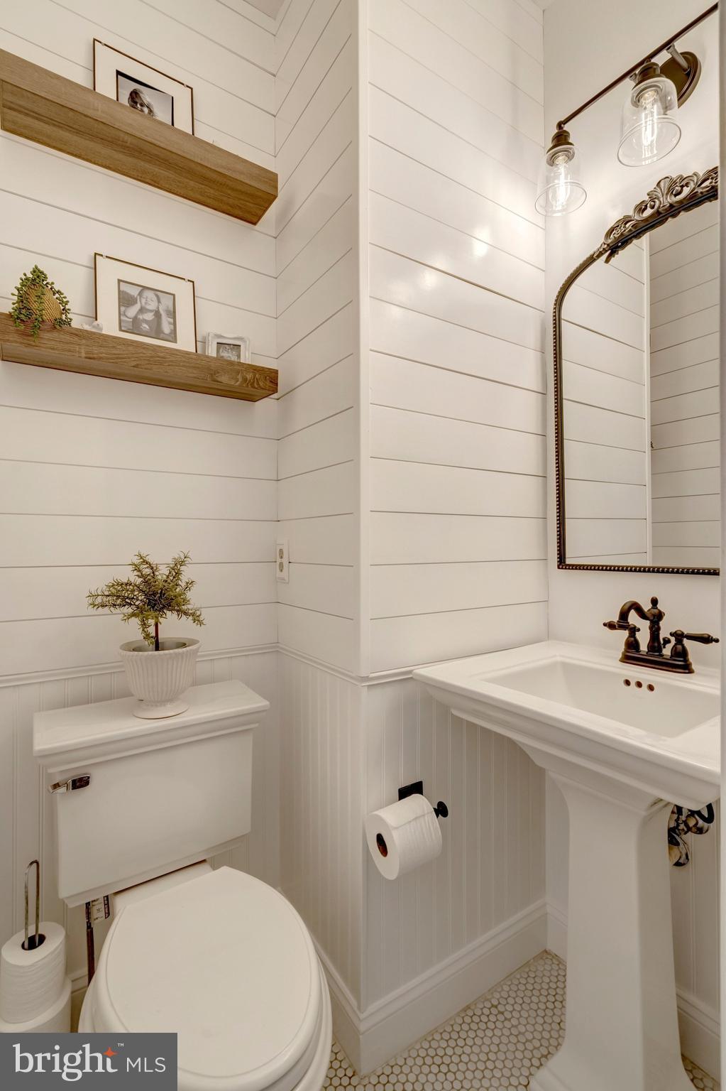 SOUTH RIDING - Residential