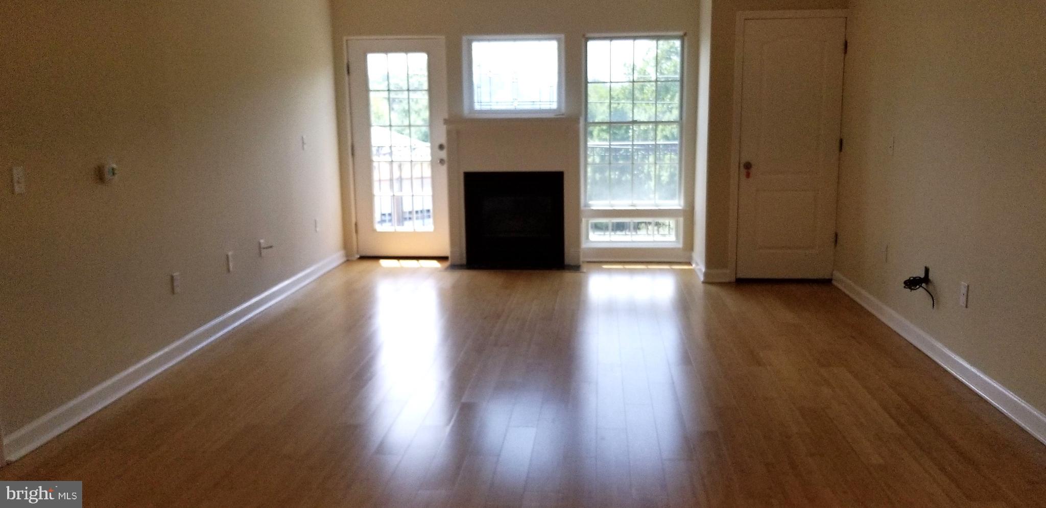 FALLS STATION - Residential