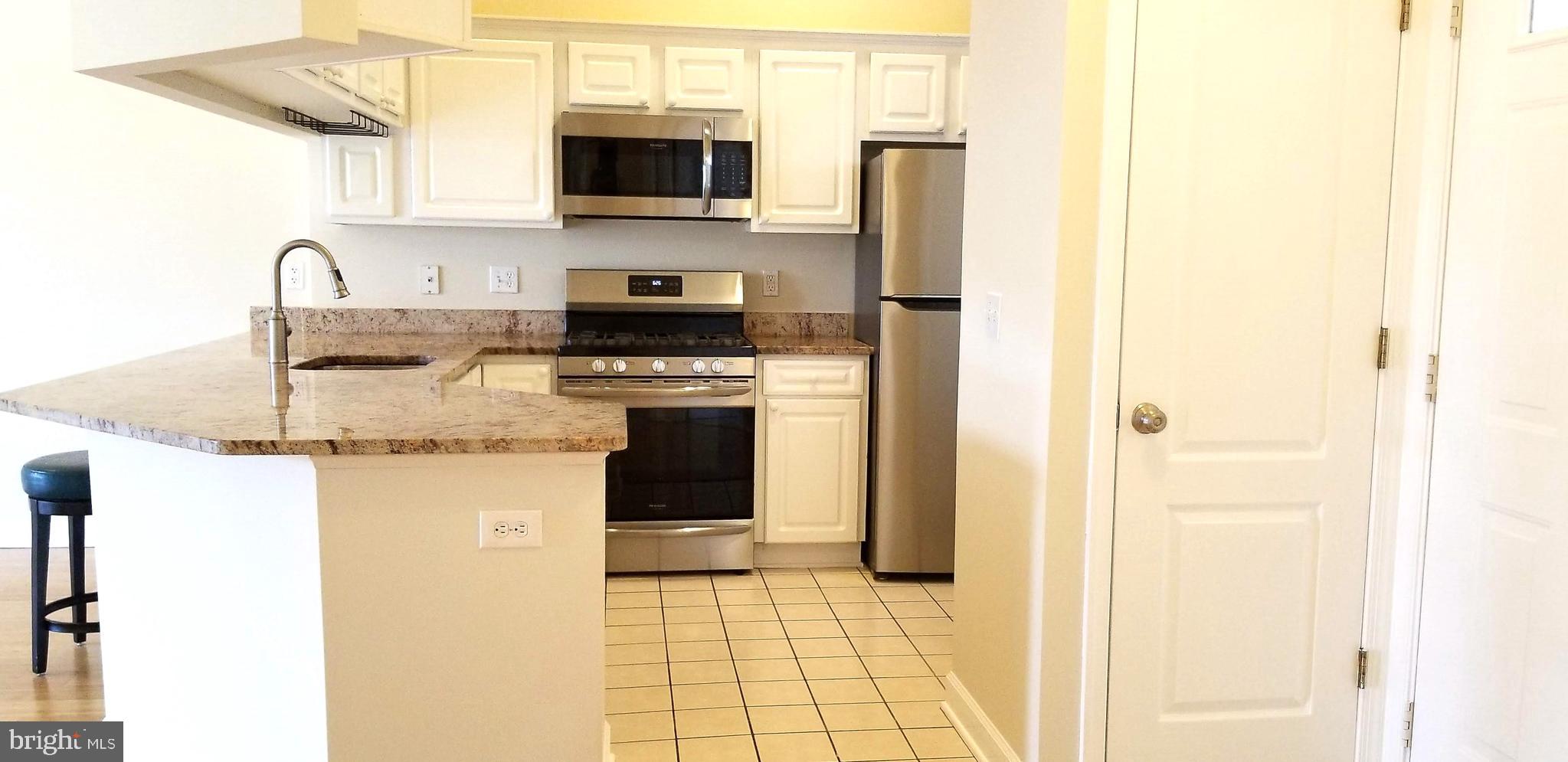 FALLS STATION - Residential