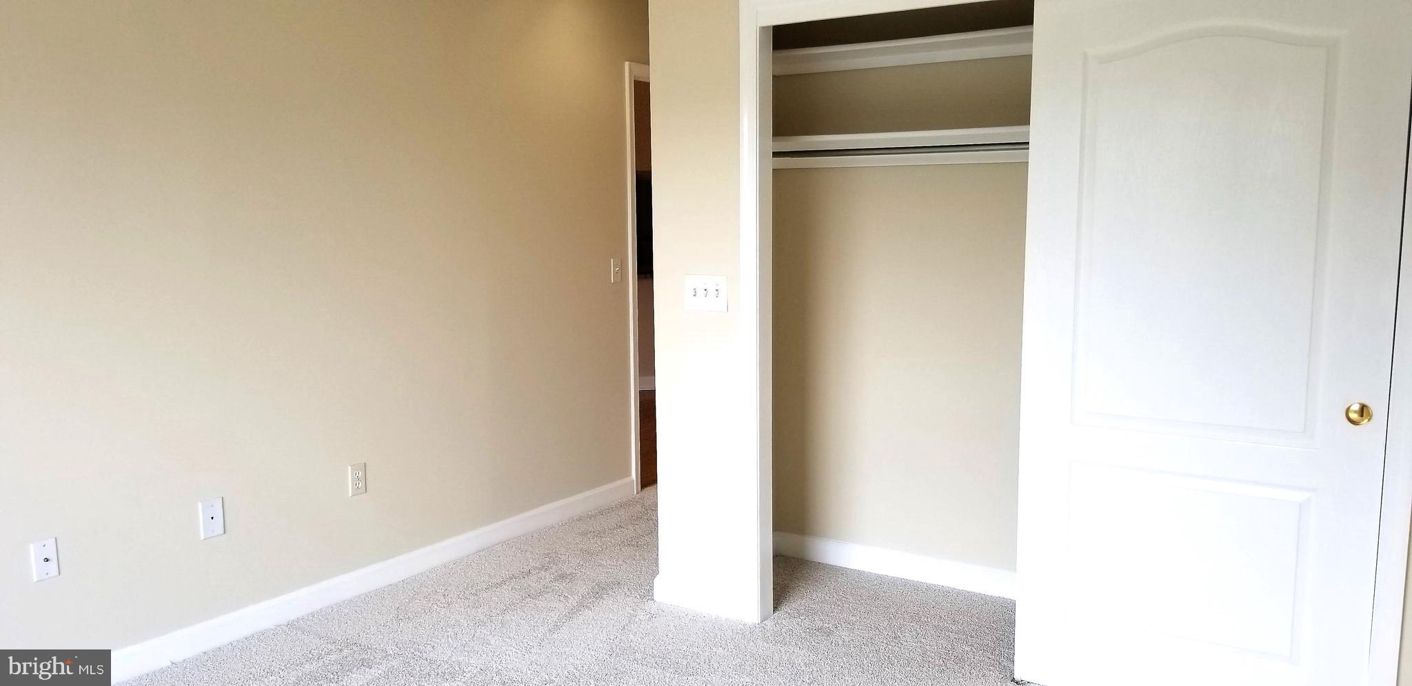 FALLS STATION - Residential