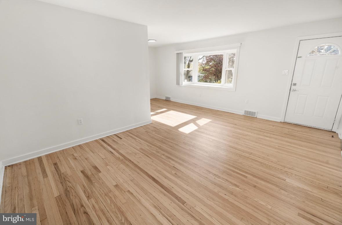 1109 HIGH STREET