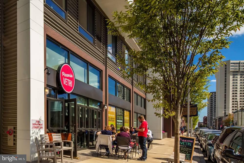 LOGAN SQUARE - Residential Lease