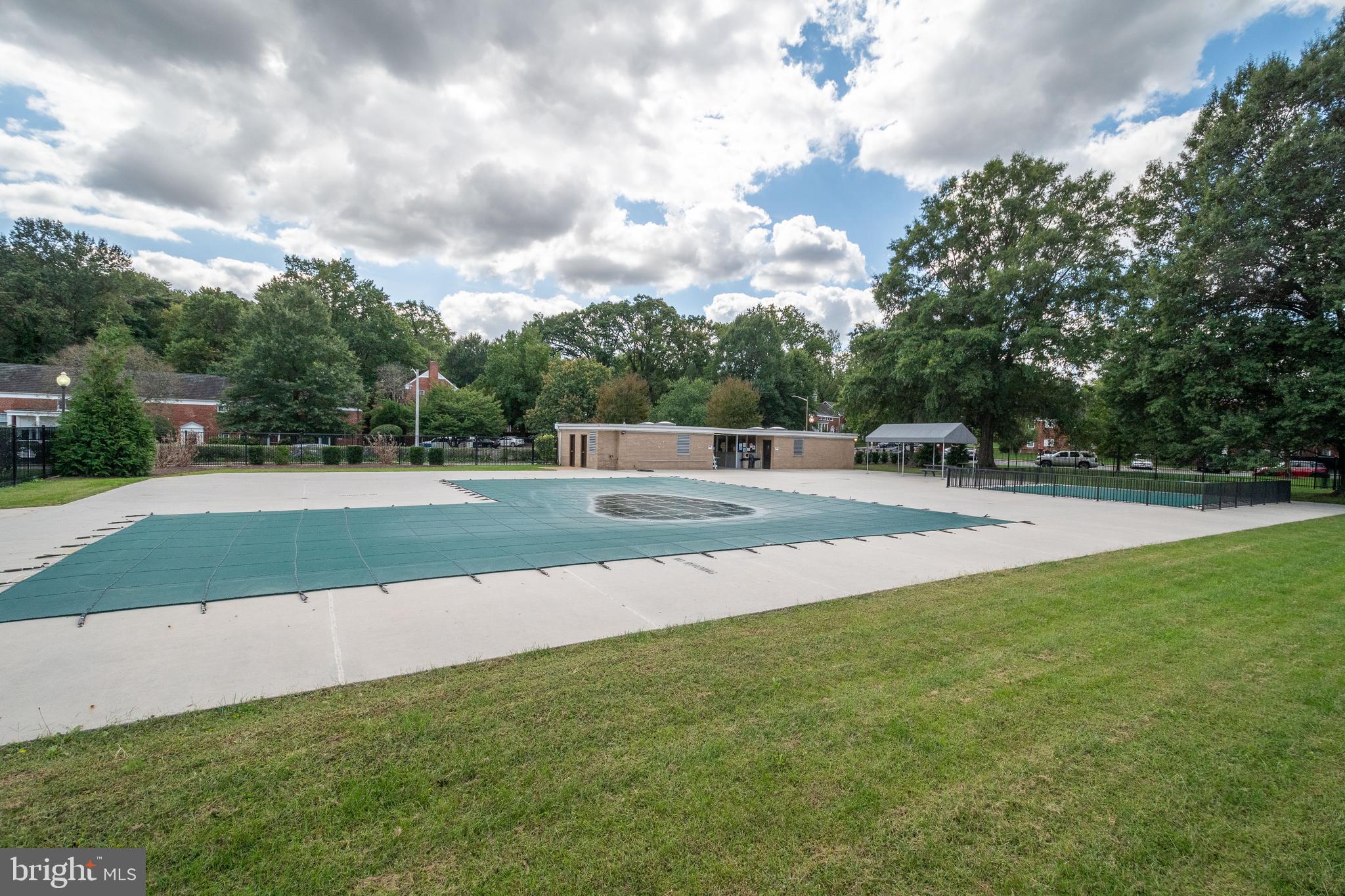 PARC EAST - Residential Lease