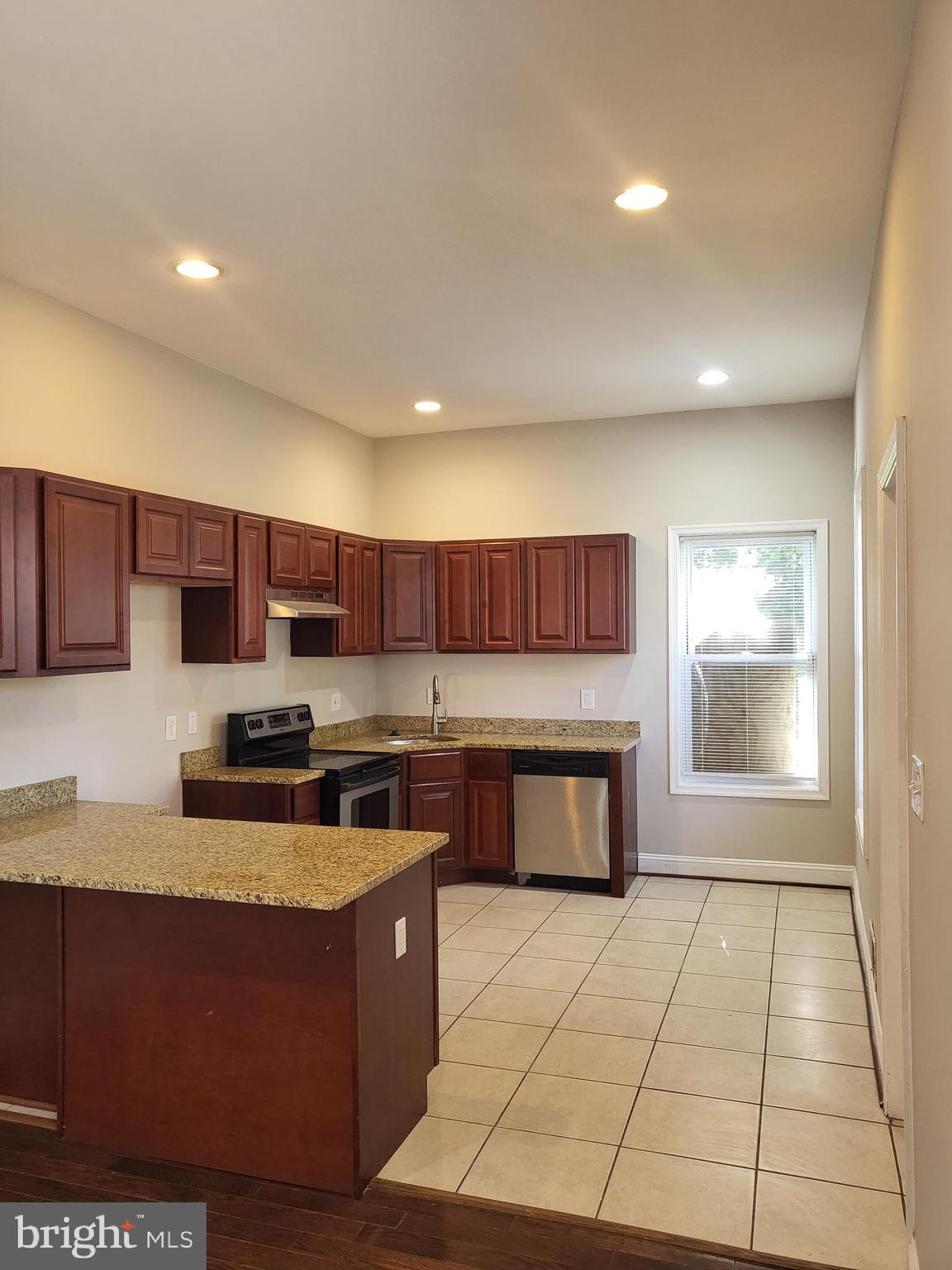 GAY STREET - Residential