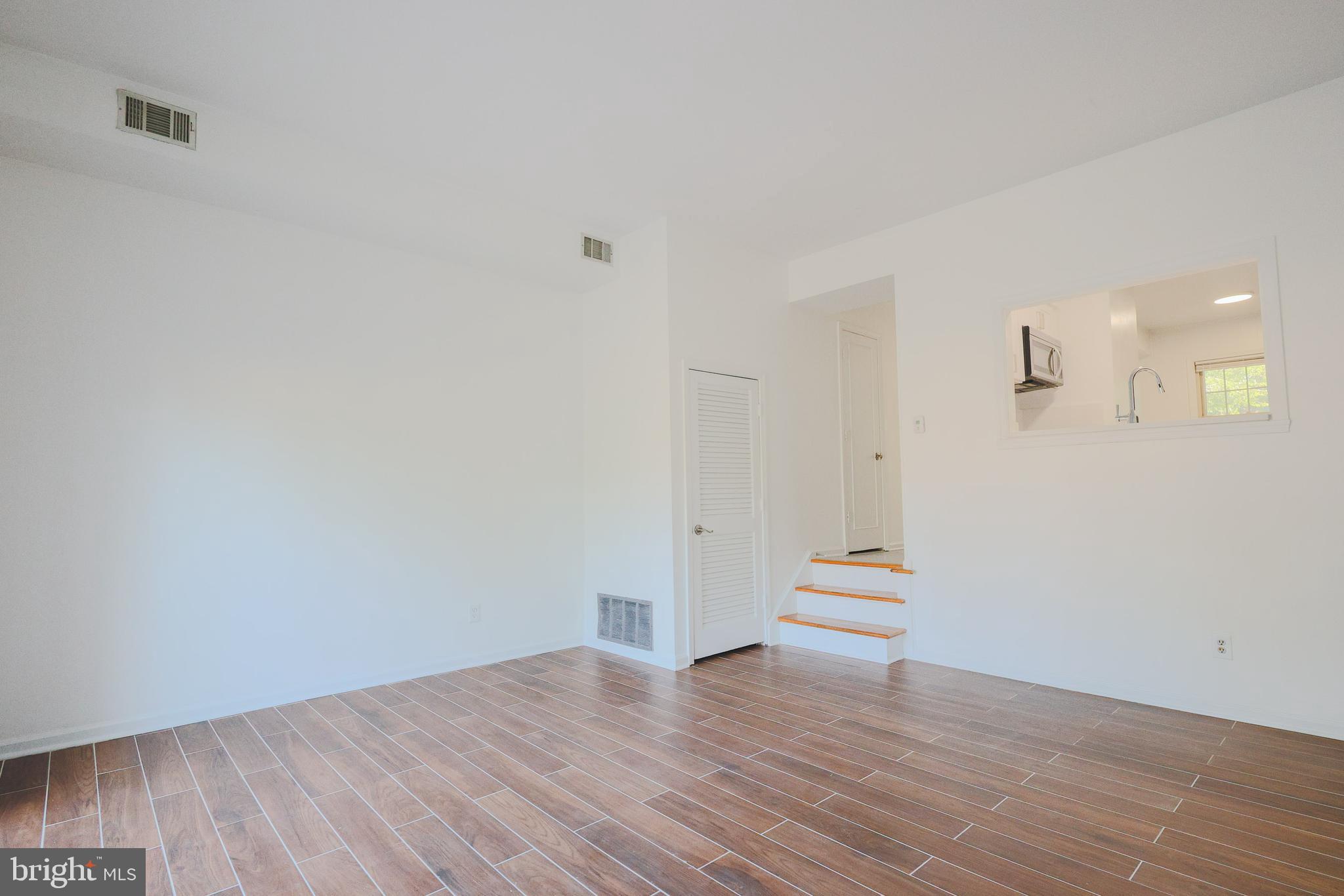 CARDINAL FOREST - Residential Lease