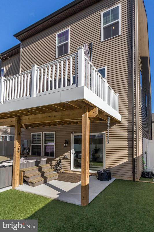 CAPITAL COURT - Residential Lease