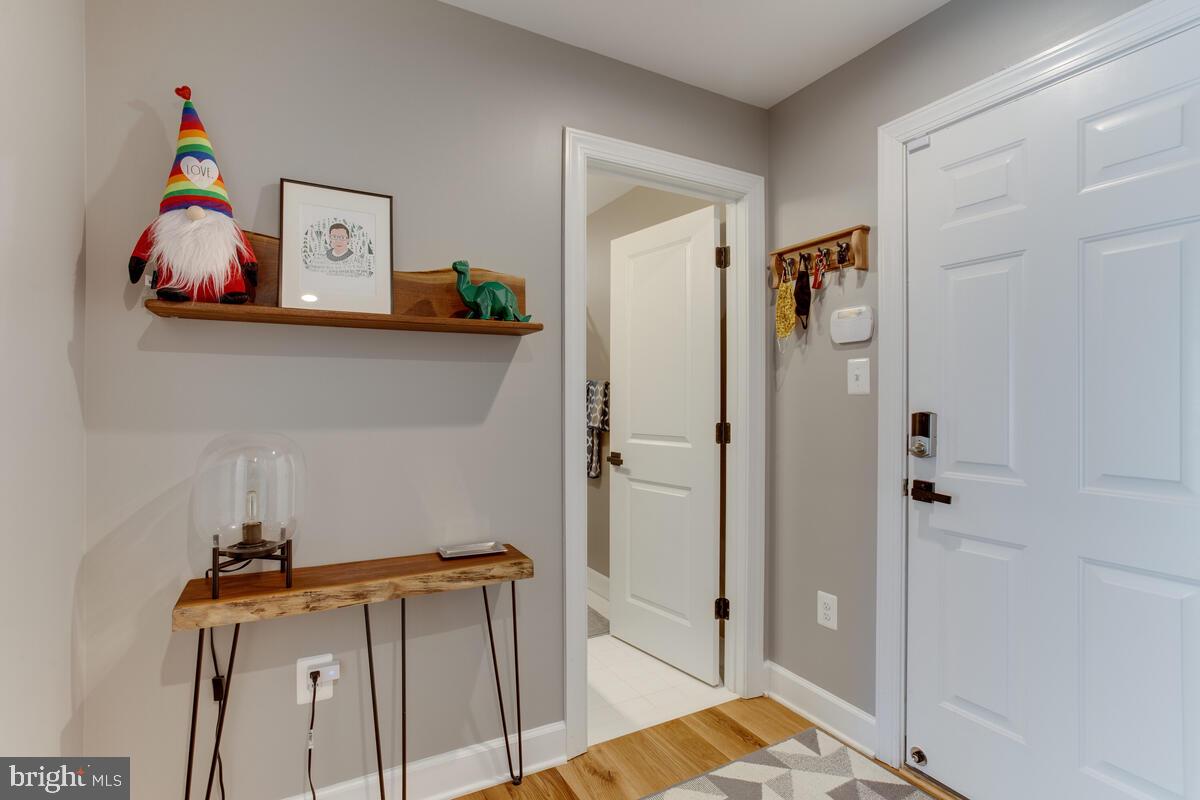 CAPITAL COURT - Residential Lease