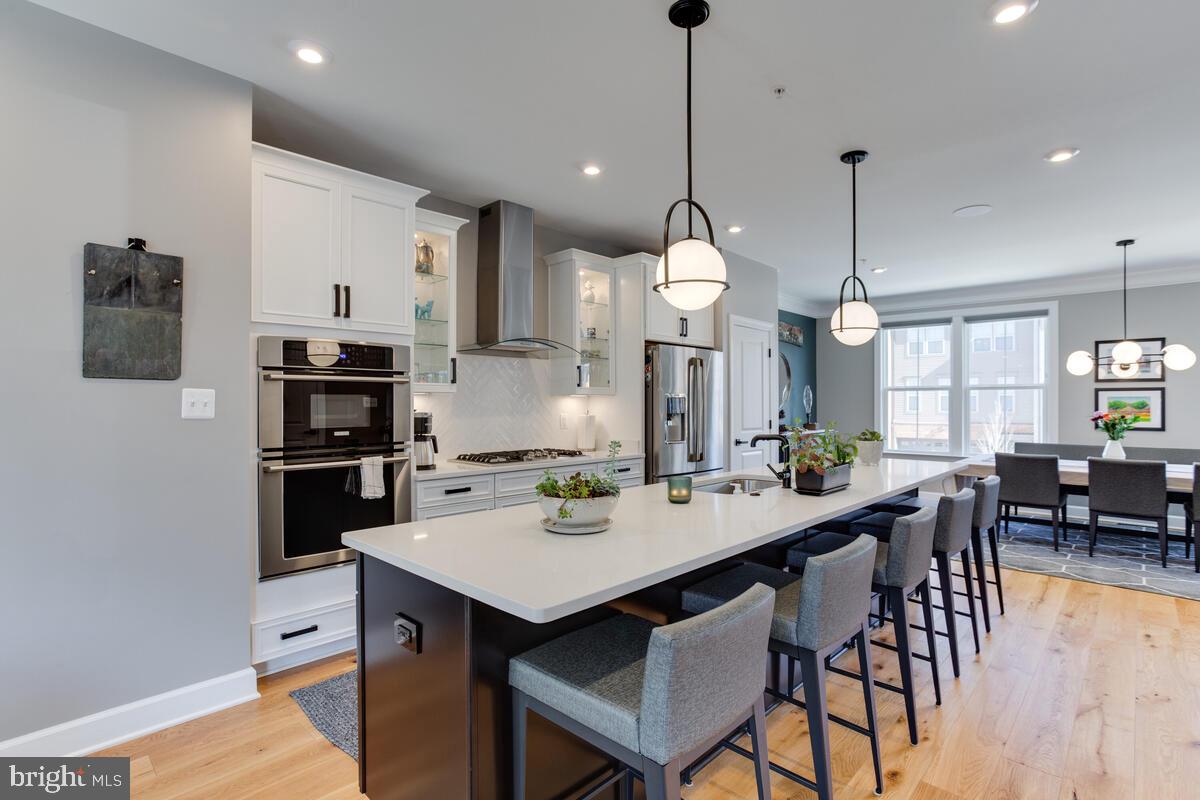 CAPITAL COURT - Residential Lease