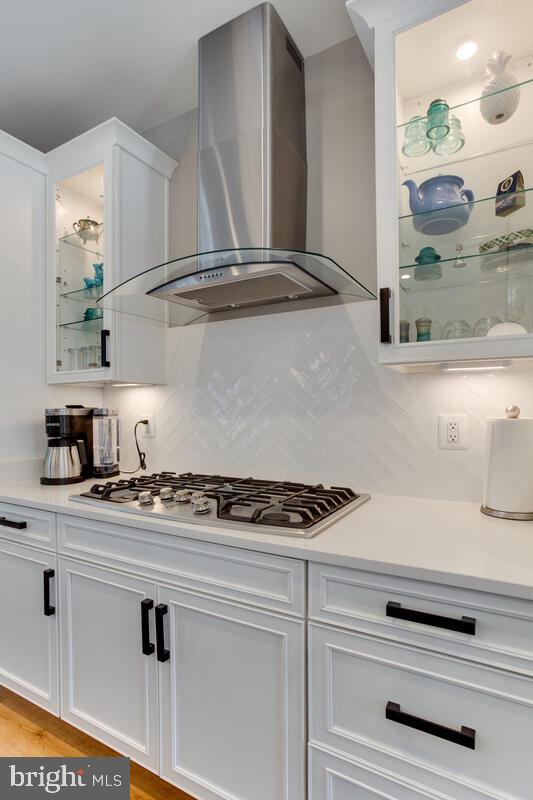 CAPITAL COURT - Residential Lease