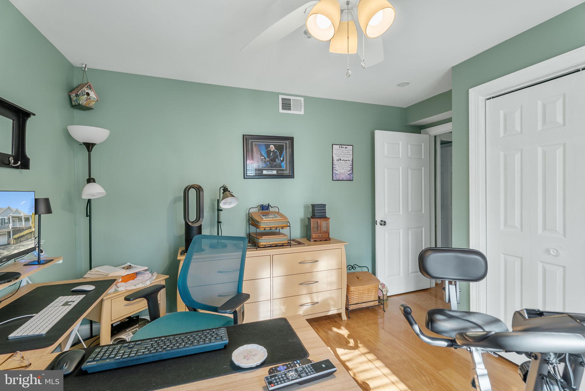 MEADOW RIDGE VILLAS CODM - Residential