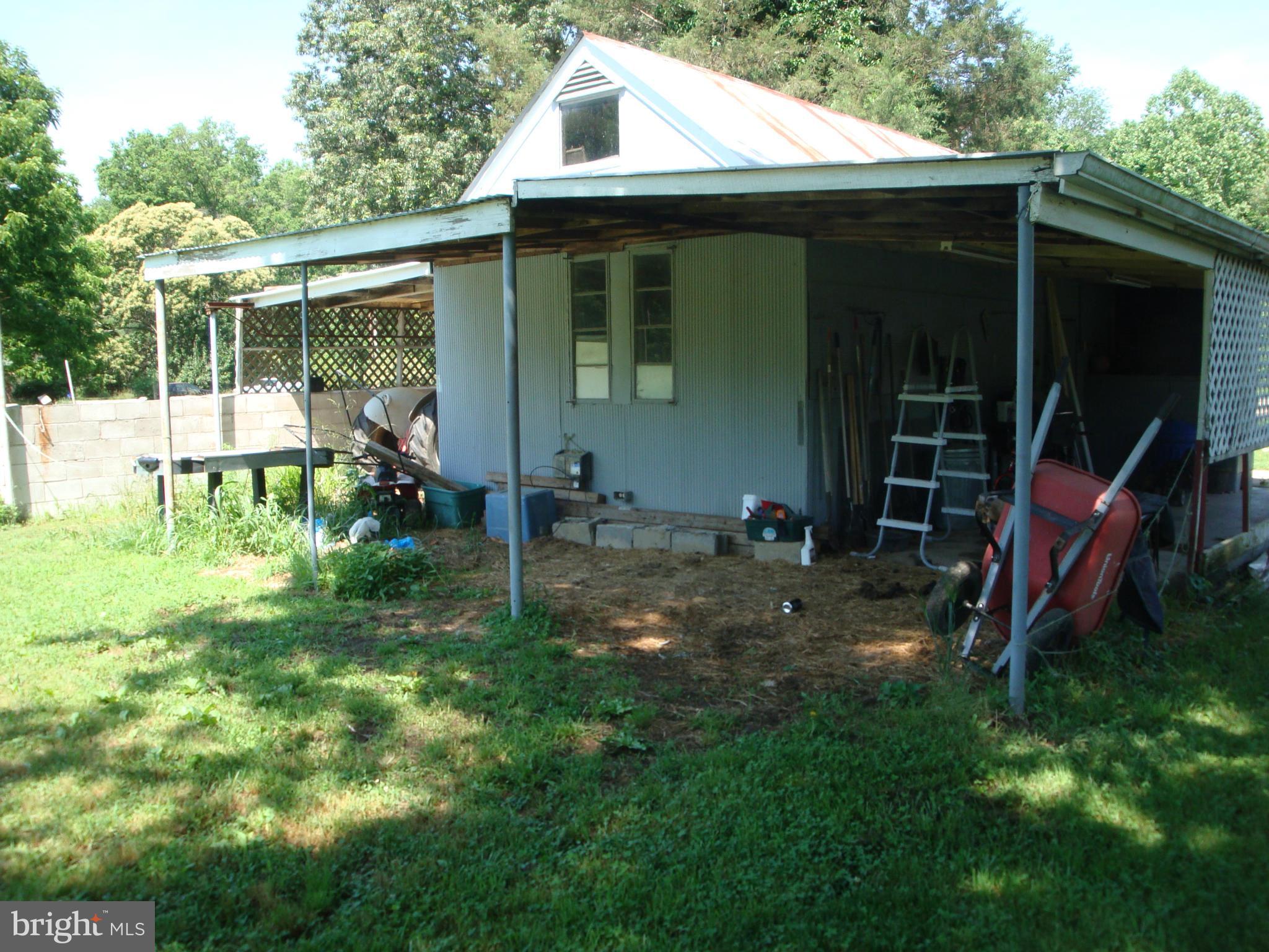 BRIERWOOD - Residential Lease