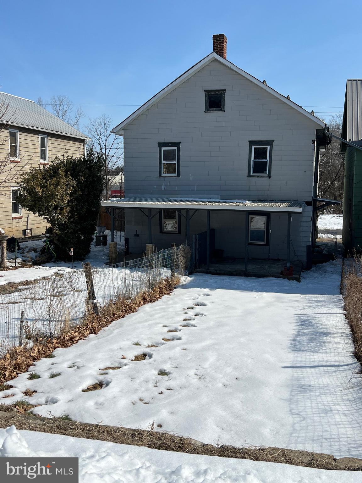 325 and 327 HOOD STREET