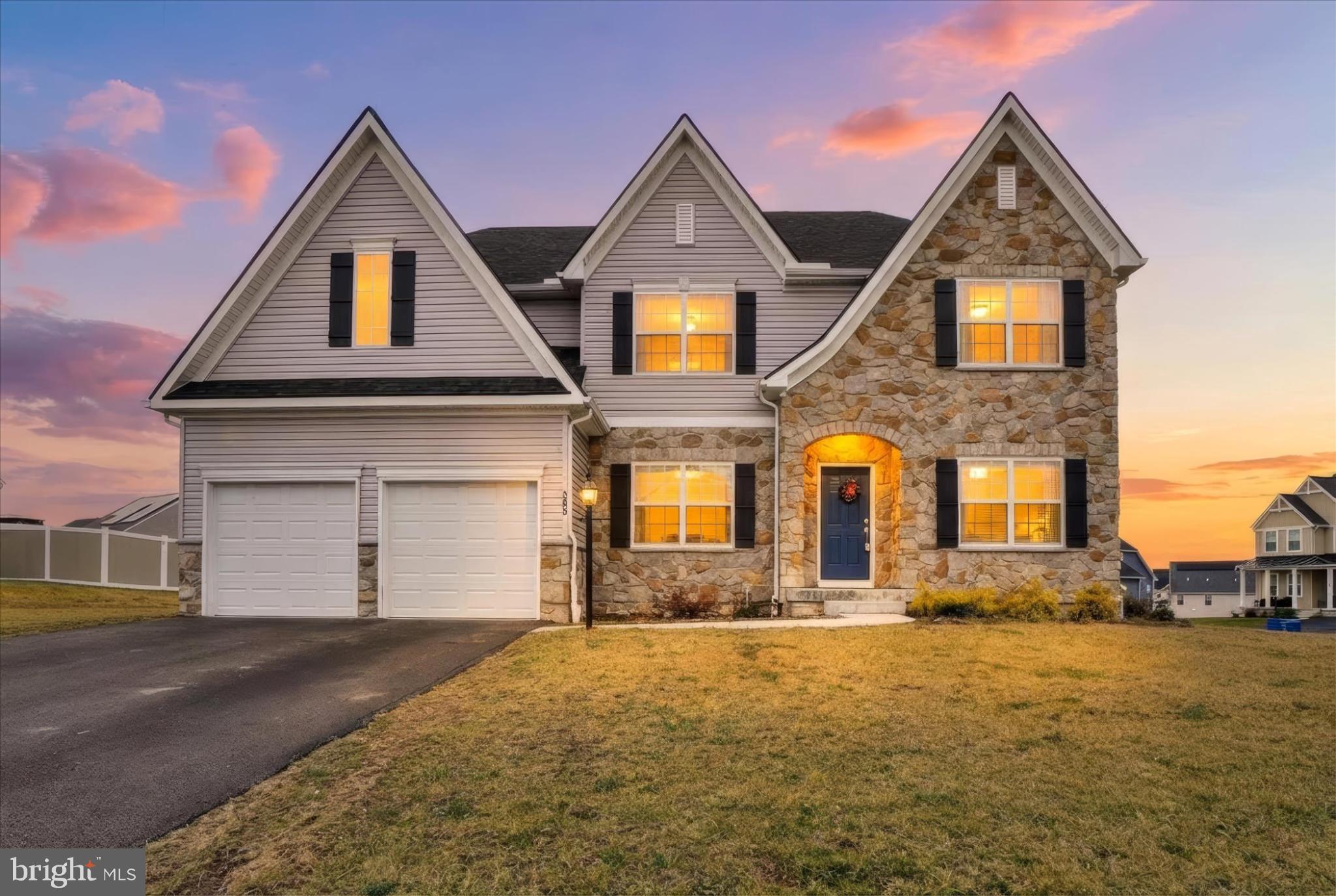 ROLLING MEADOWS - Residential