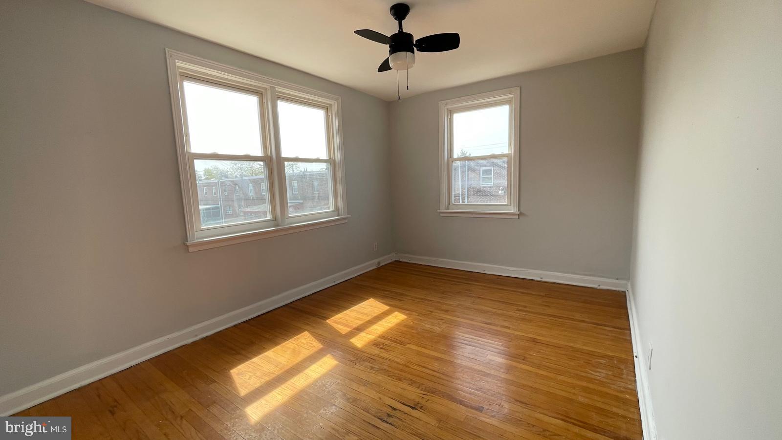 WEST OAK LANE - Residential Income