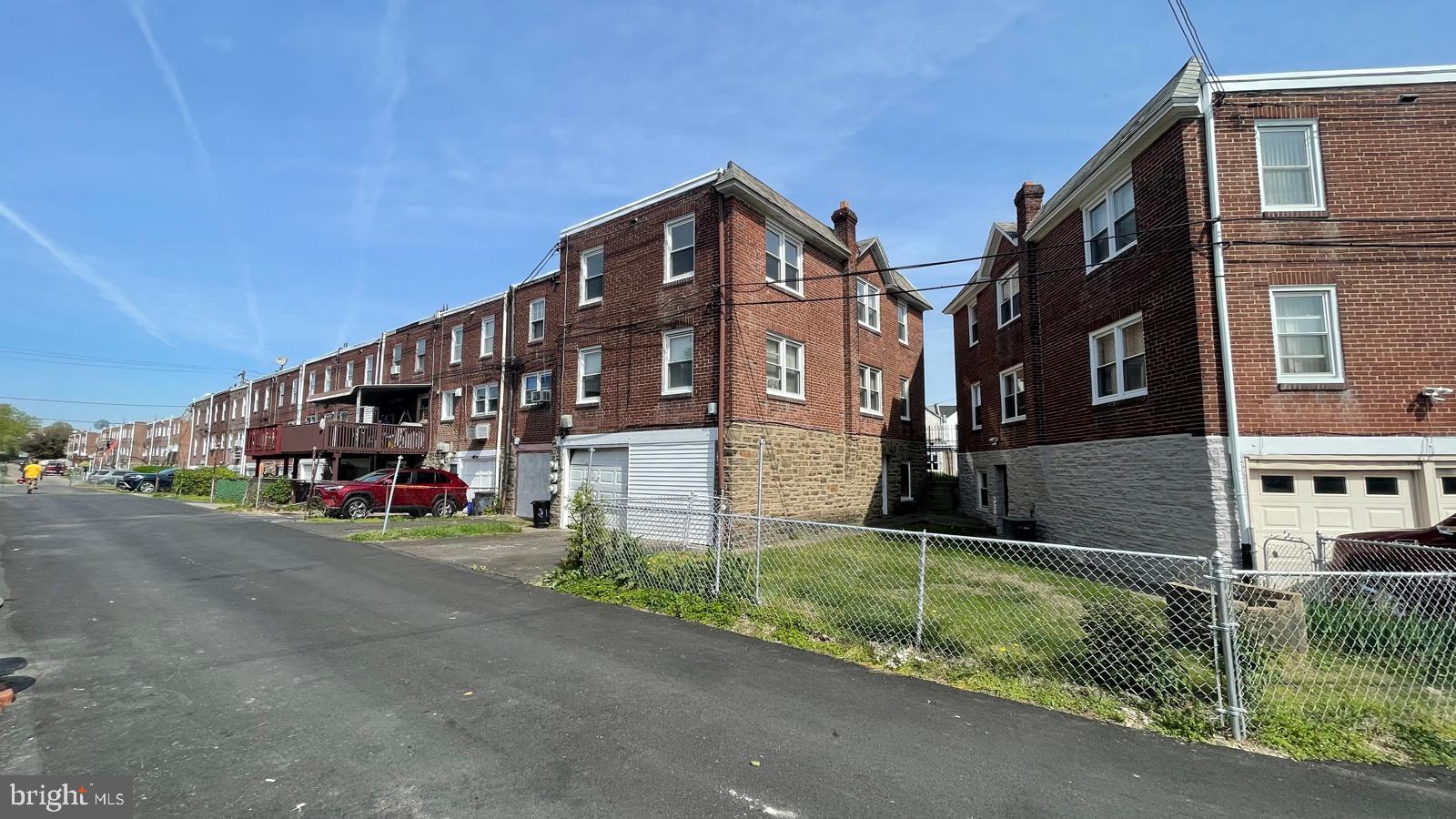 WEST OAK LANE - Residential Income
