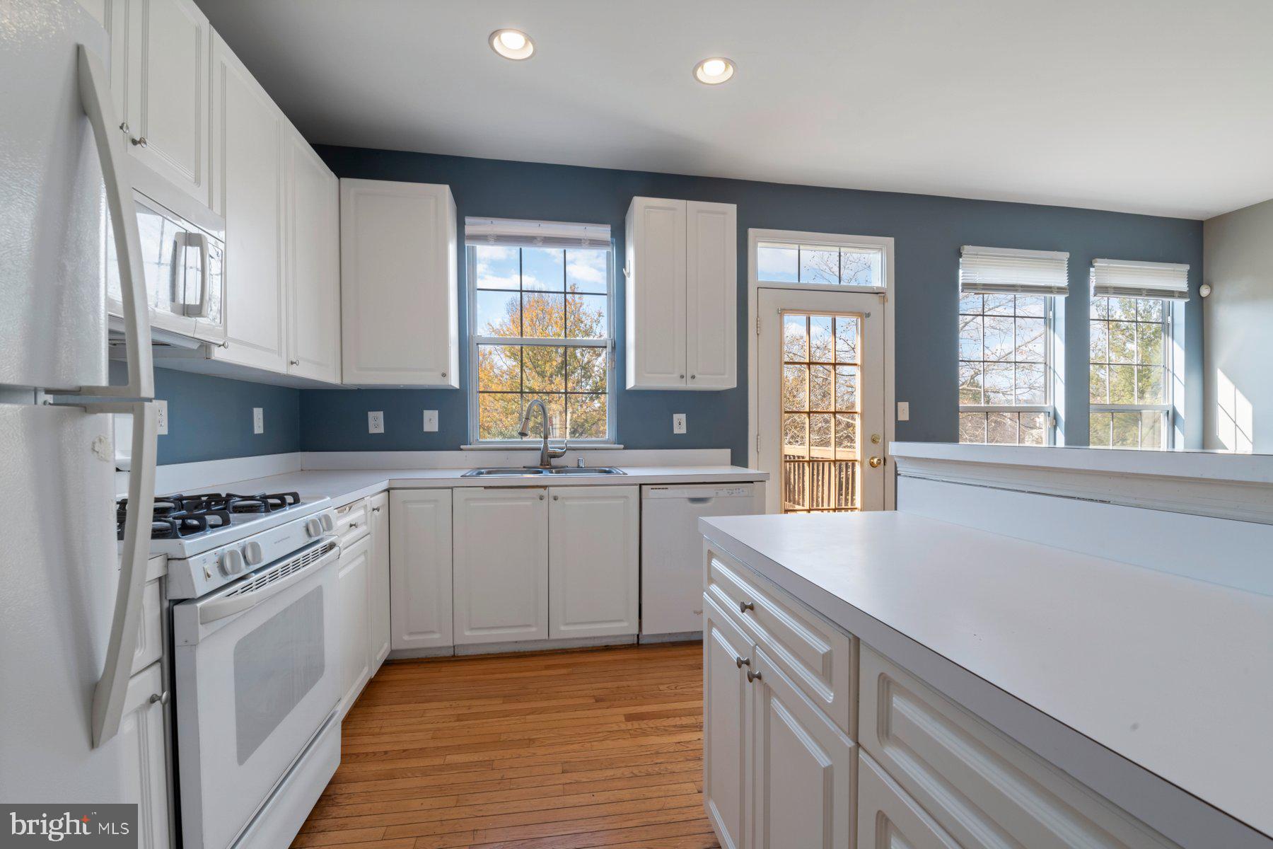 PERRYWOOD - Residential