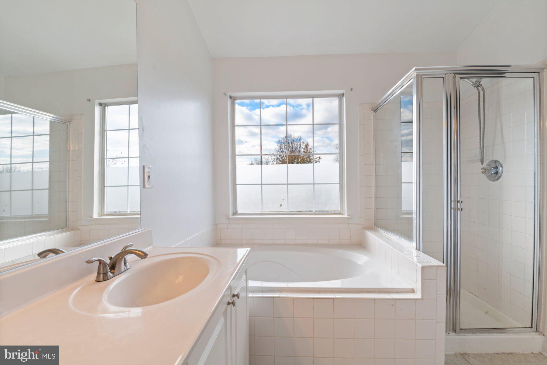 PERRYWOOD - Residential