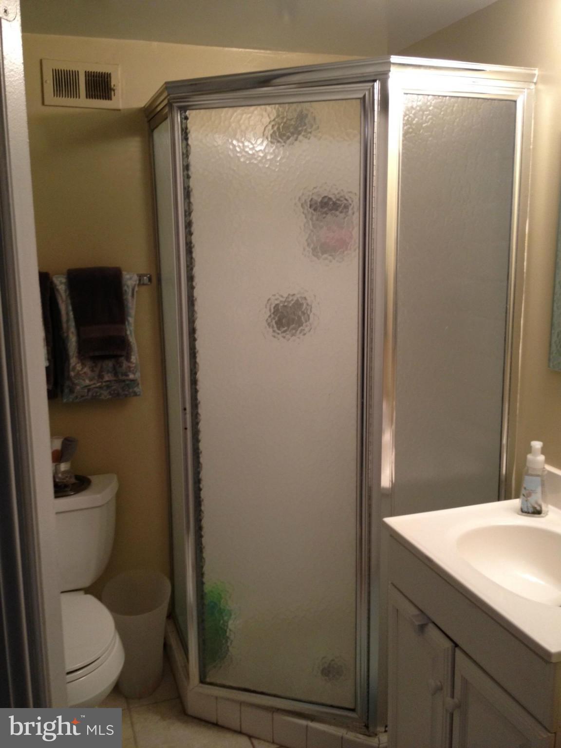 FAIRLINGTON MEWS - Residential Lease