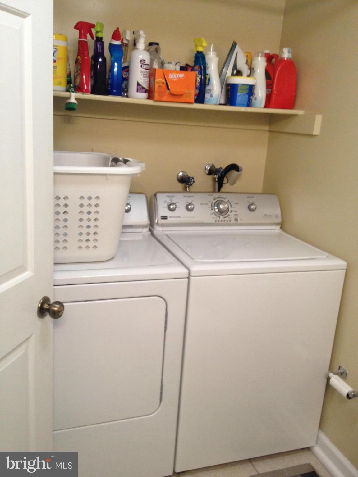 FAIRLINGTON MEWS - Residential Lease