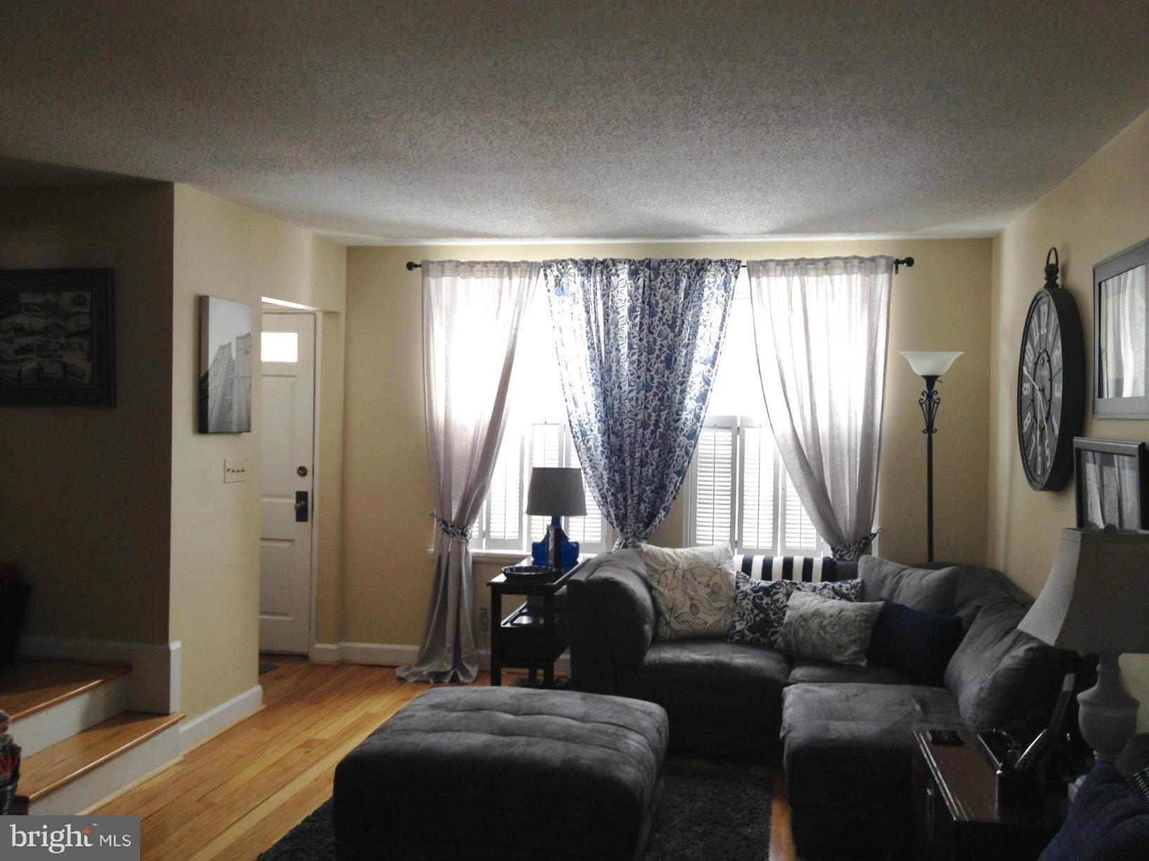 FAIRLINGTON MEWS - Residential Lease